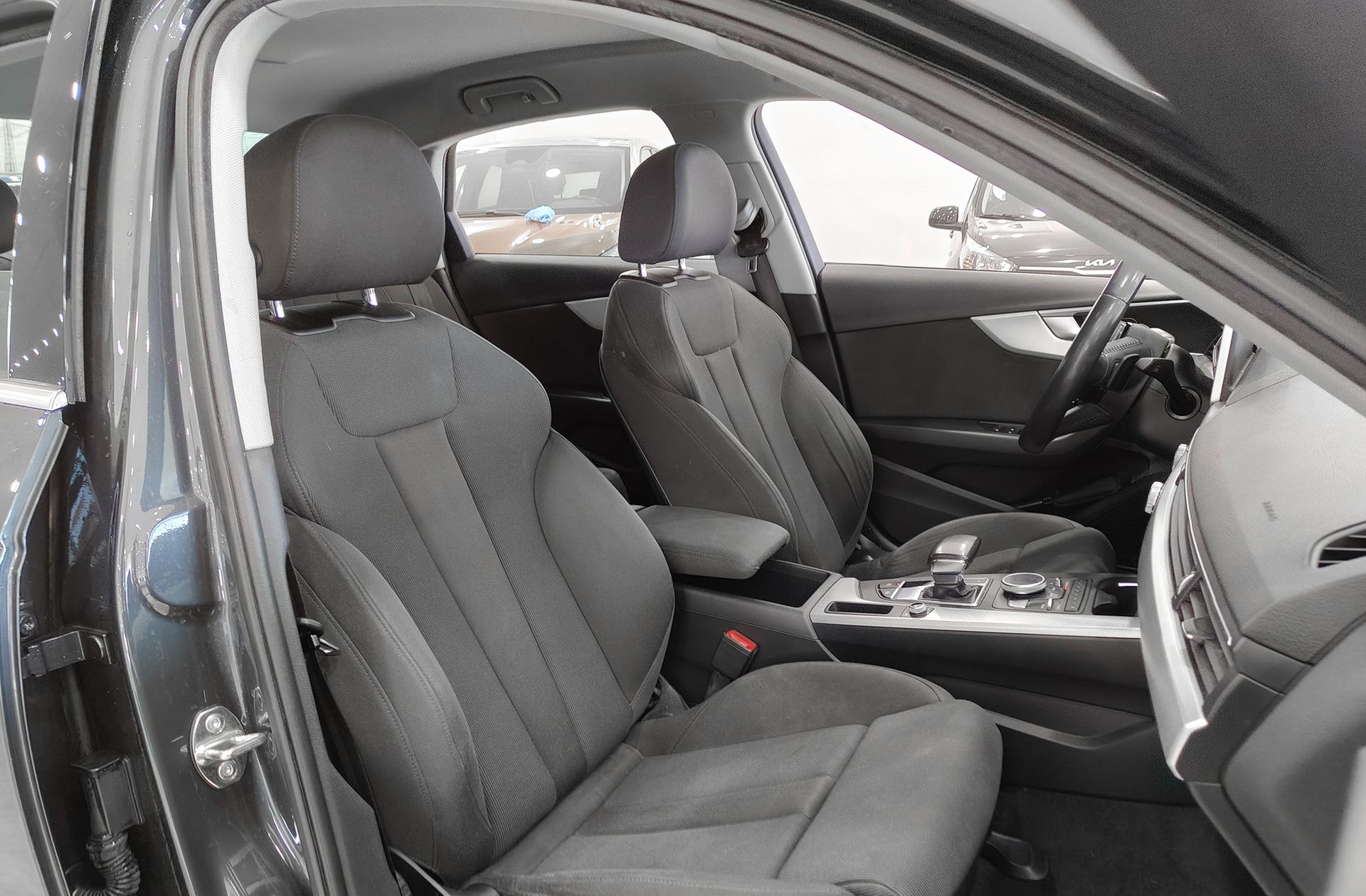 Audi A4 S line edition 2.0 TDI S tronic - foto 19