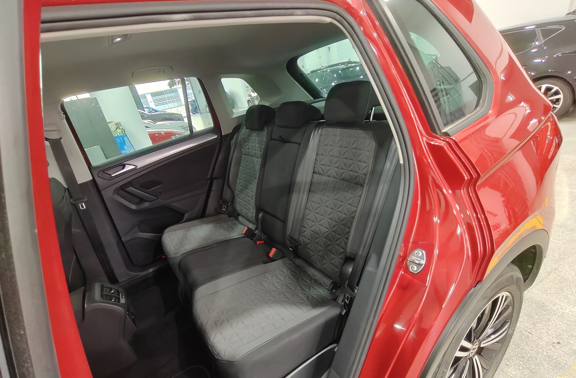 Volkswagen Tiguan Life 1.5 TSI DSG - foto 11