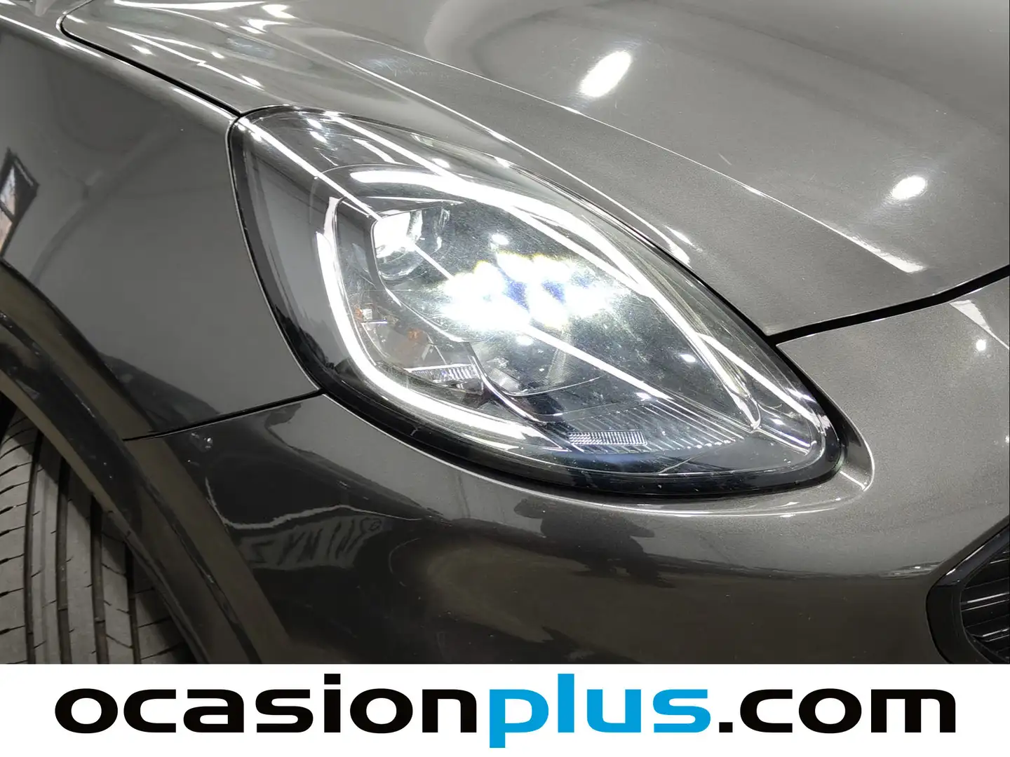 Foto Ford Puma Ford Puma 1.0 EcoBoost MHEV ST-Line X Auto (125 CV)