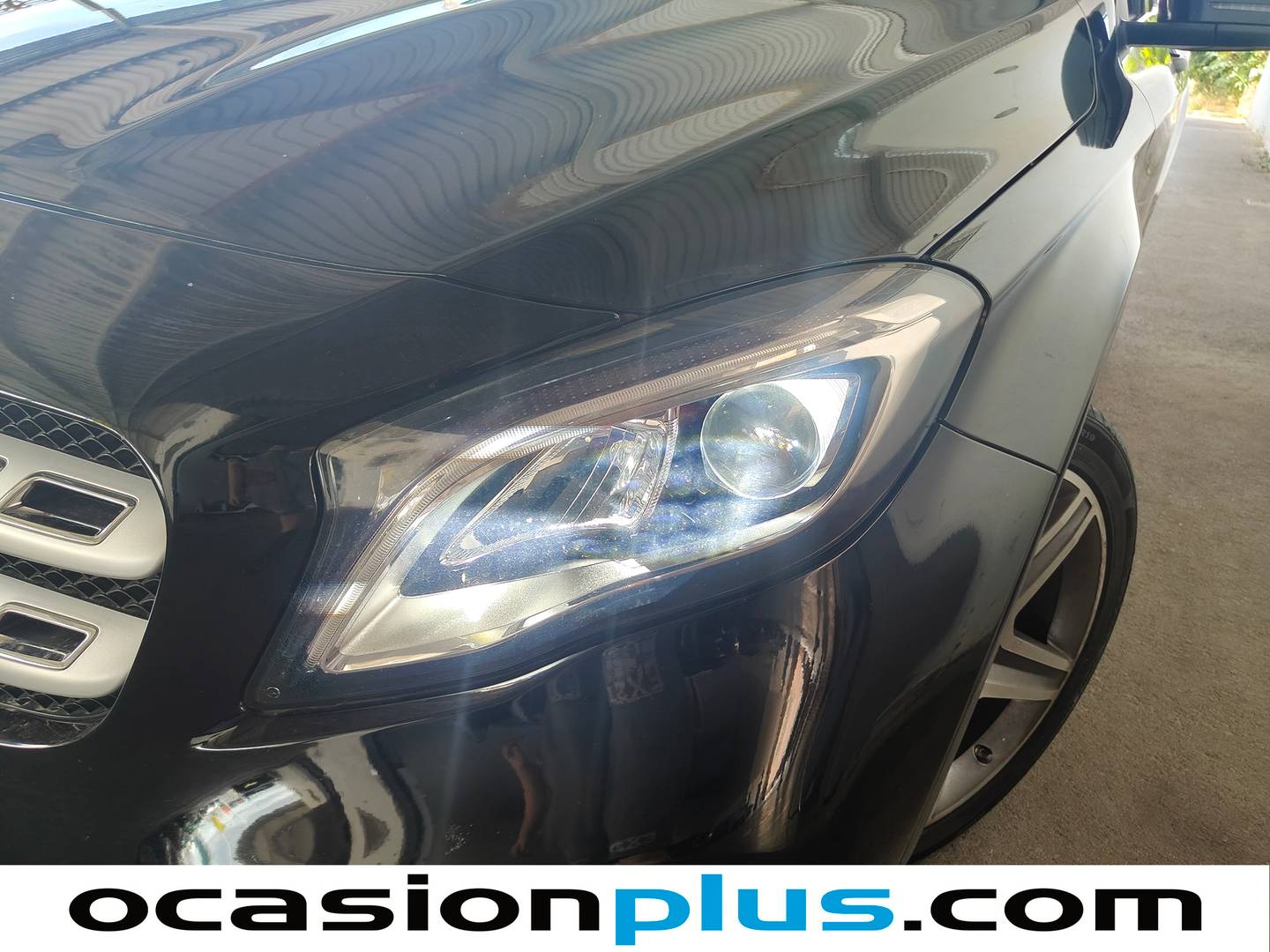 Equipamiento del Mercedes GLA Mercedes GLA 180 (122 CV)