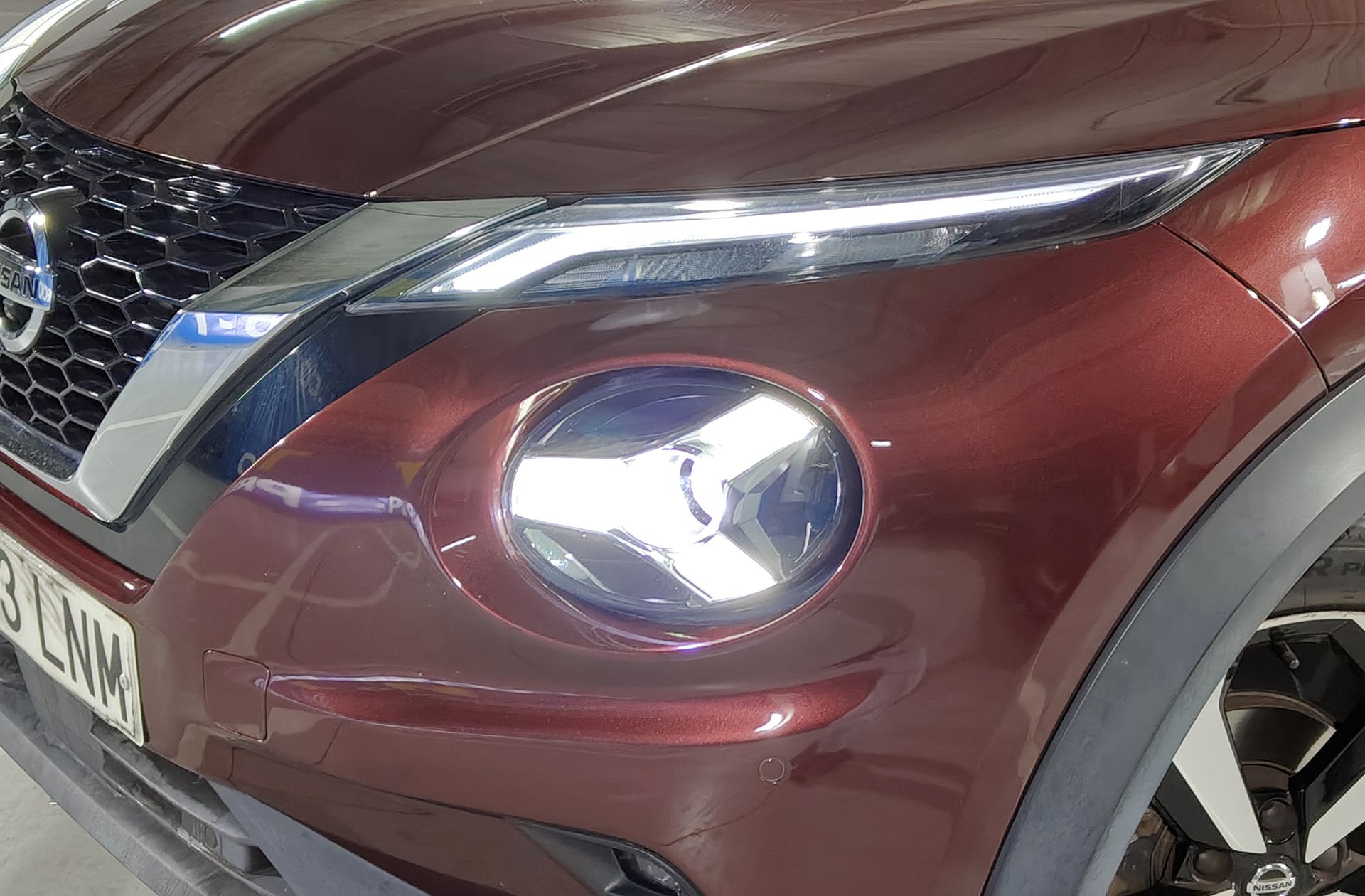 Nissan Juke 1.0 DIG-T Tekna DCT - foto 16