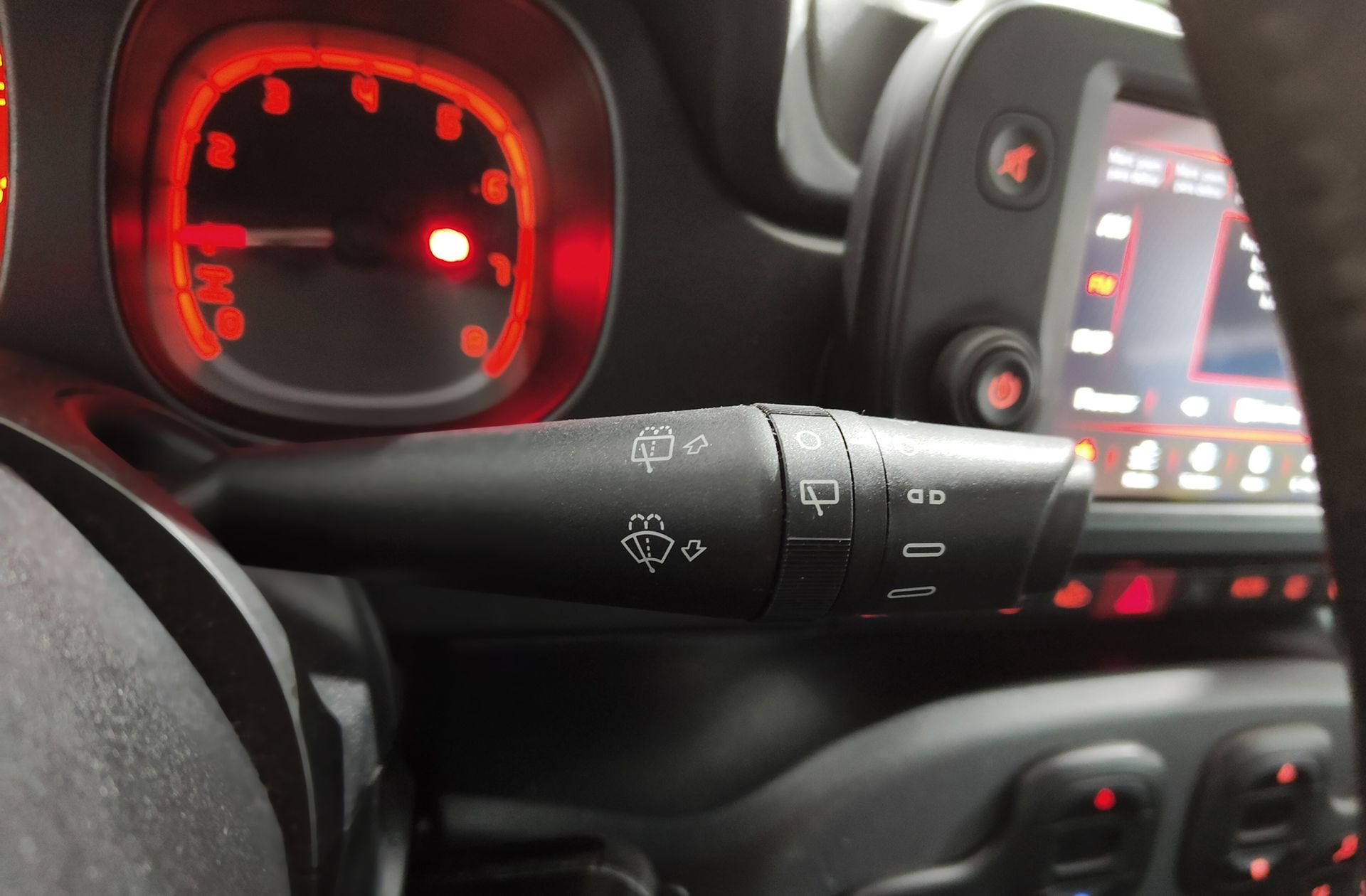 Fiat Panda 1.0 Hybrid Gse Red - foto 24