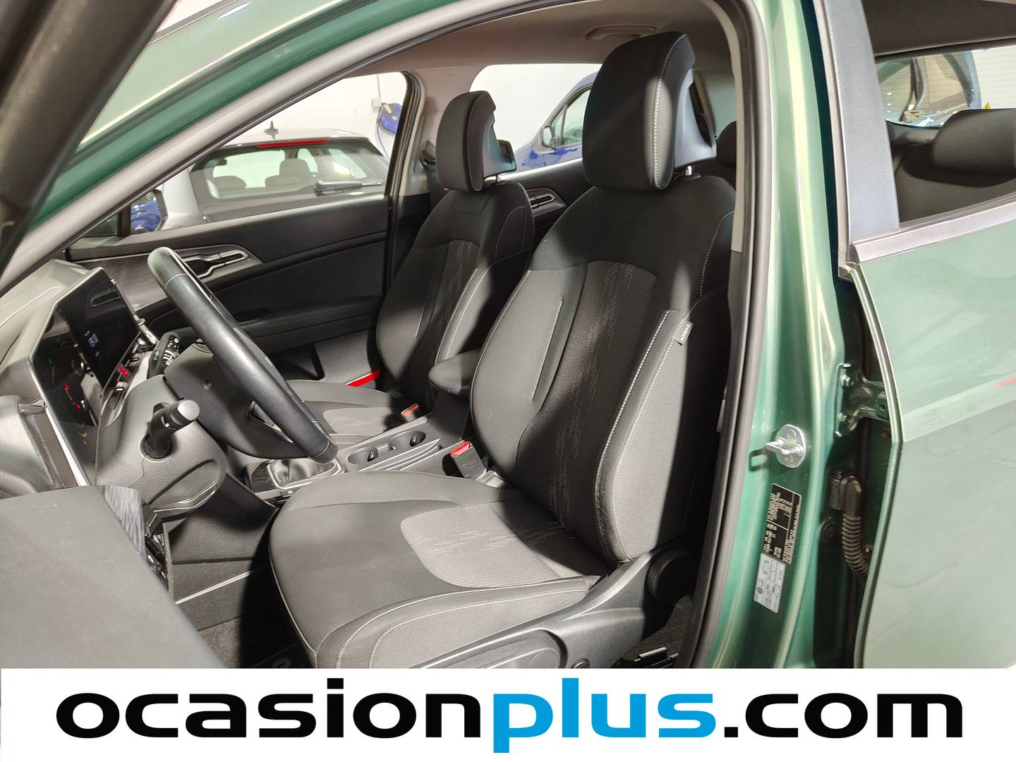 Foto asientos delanteros KIA Sportage KIA Sportage 1.6 T-GDi MHEV Drive 4x2 (150 CV)