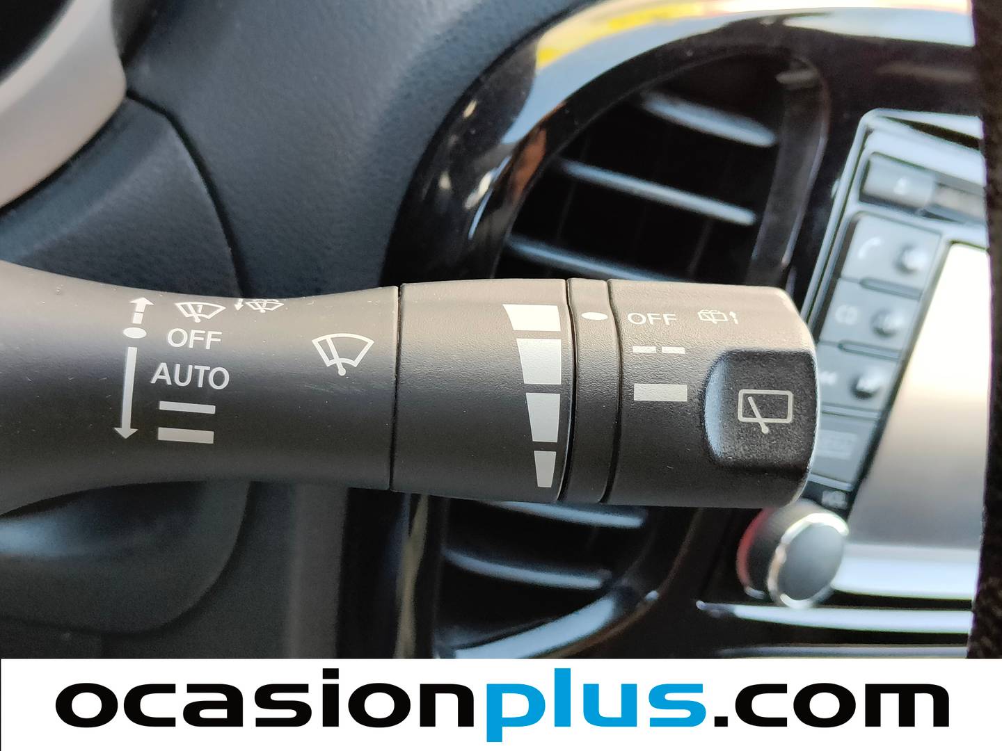 Acabados Nissan JUKE Nissan Juke dCi 110 N-Connecta 4x2 (110 CV)
