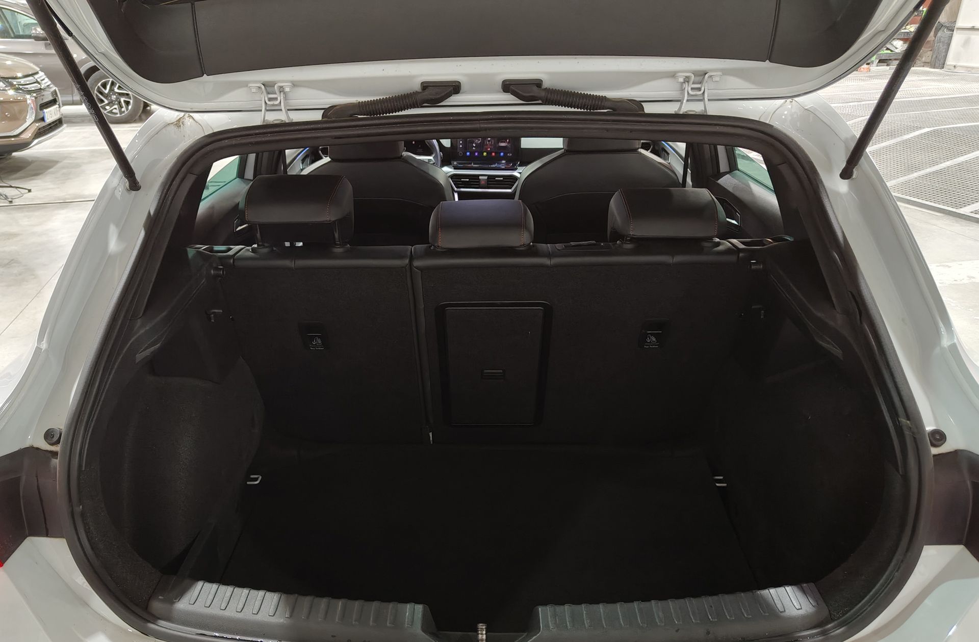 SEAT León 1.0 TSI FR 25 Aniversario - foto 19