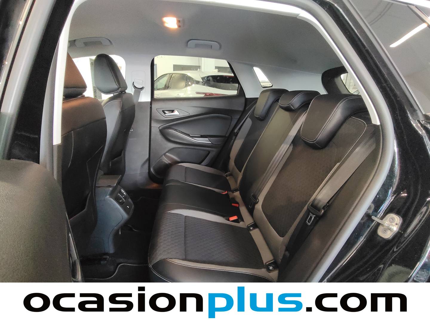 Foto asientos traseros Opel Grandland X Opel Grandland X 1.2 Turbo Opel 2020 (130 CV)
