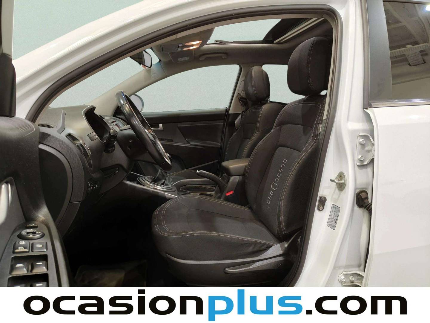 Foto asientos delanteros KIA Sportage KIA Sportage 1.7 CRDI VGT Drive 4x2 (115 CV)