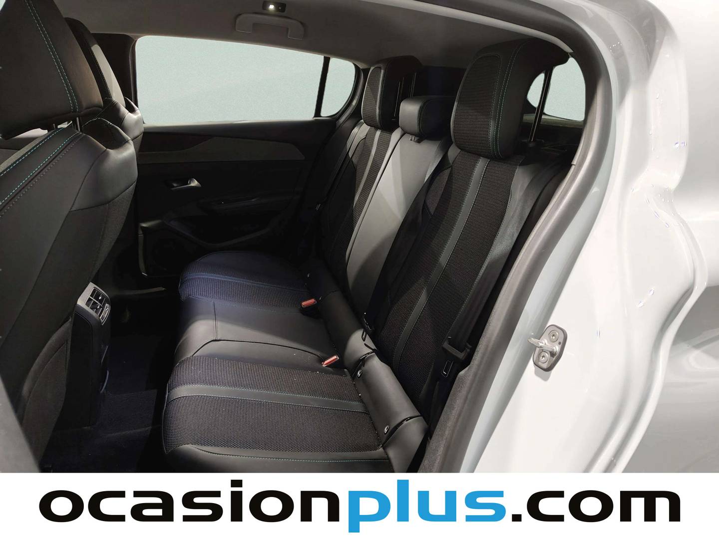 Foto Peugeot 308 Peugeot 308 Allure Hybrid eDCS6 (136 CV)