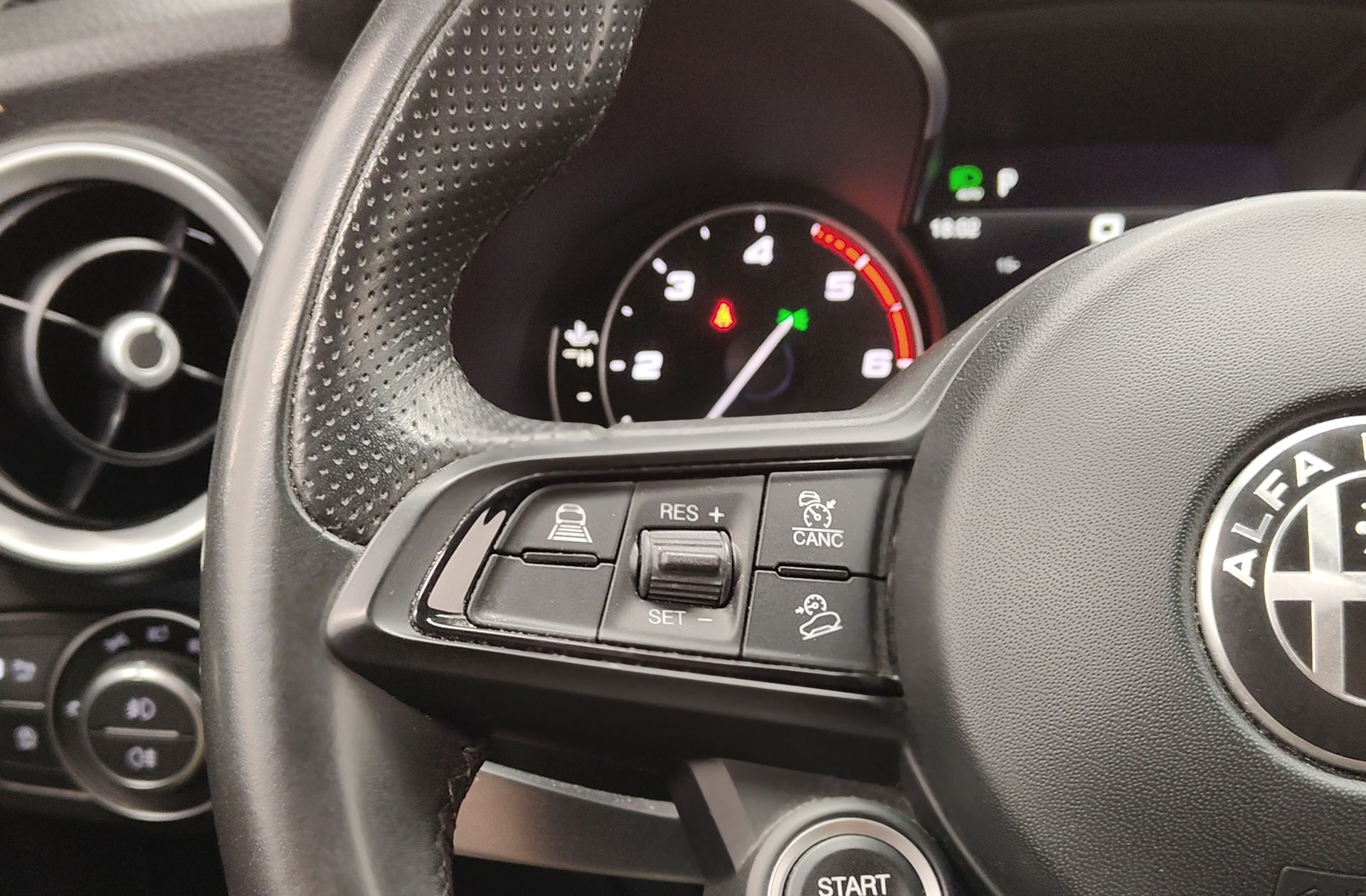 Alfa Romeo Stelvio 2.2 Diesel Sprint AWD - foto 31