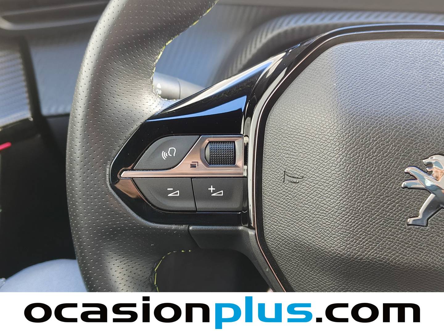 Foto Peugeot 208 Peugeot 208 BlueHDi 100 GT (100 CV)