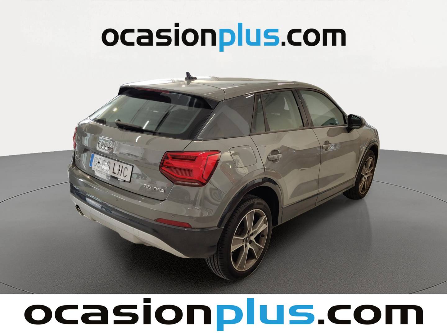 Foto trasera Audi Q2 Audi Q2 design 35 TFSI (150 CV) S tronic derecha