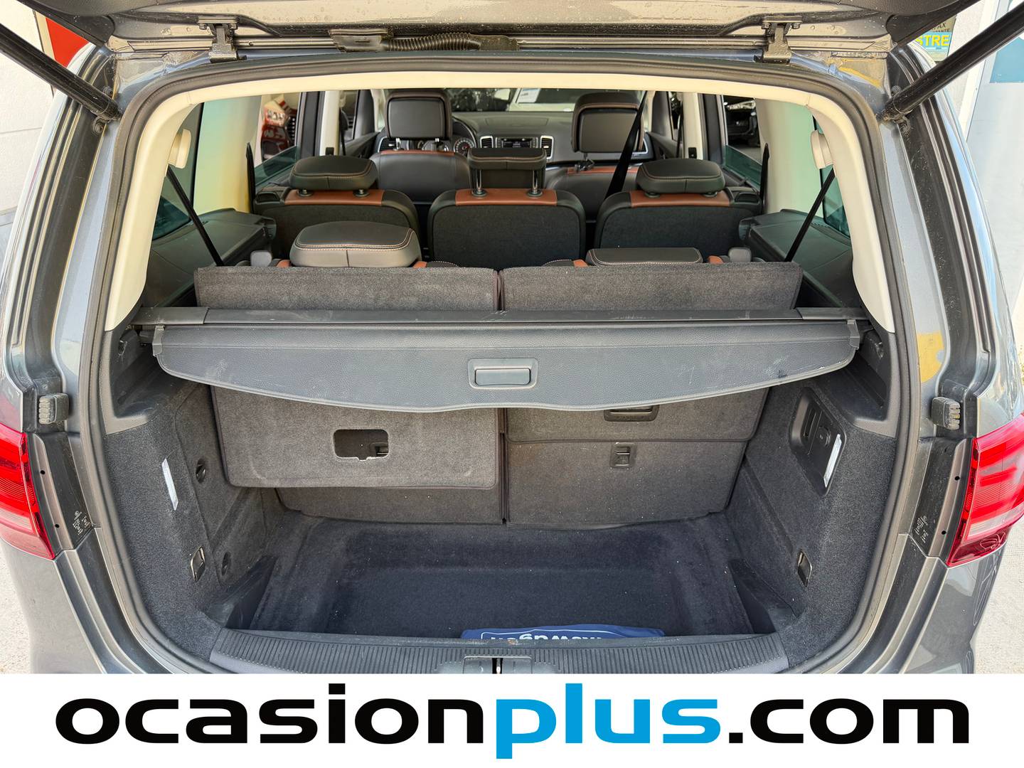 Foto Volkswagen Sharan Volkswagen Sharan 1 Million 2.0 TDI 4Motion (177 CV) DSG 7 Plazas siete plazas