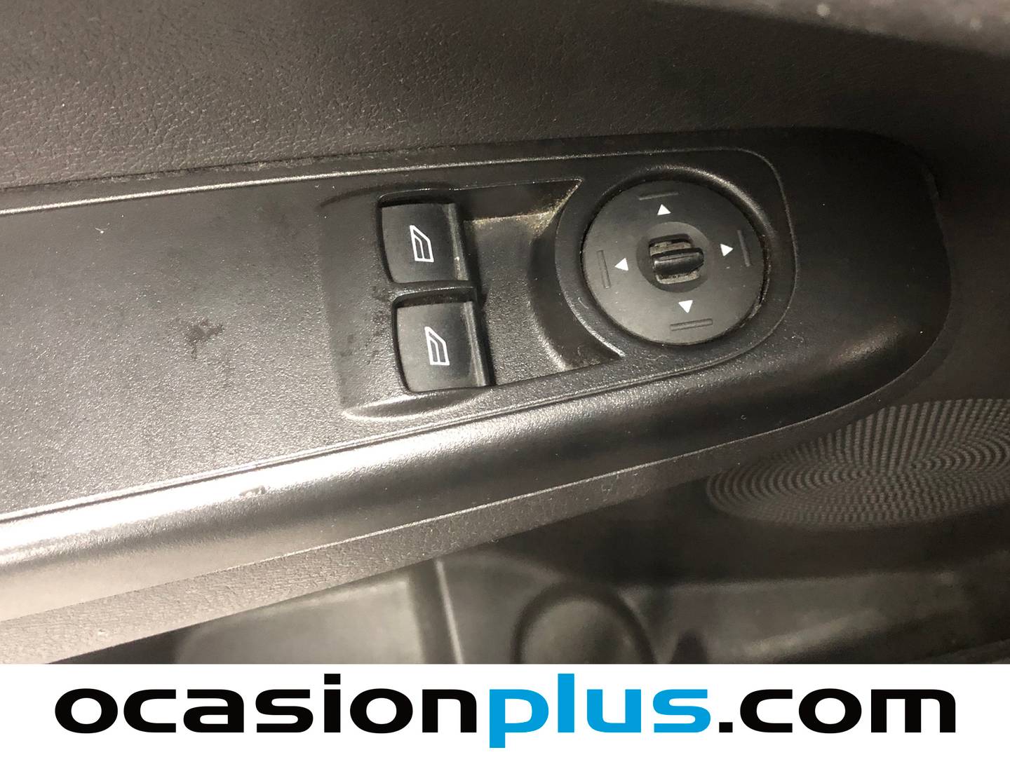 Foto Ford Tourneo Courier Ford Tourneo Courier 1.5 TDCi Trend (75 CV)