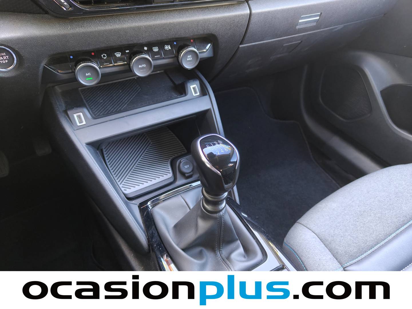 Foto Citroën C4 Citroen C4 PureTech 130 S&S Shine (130 CV)