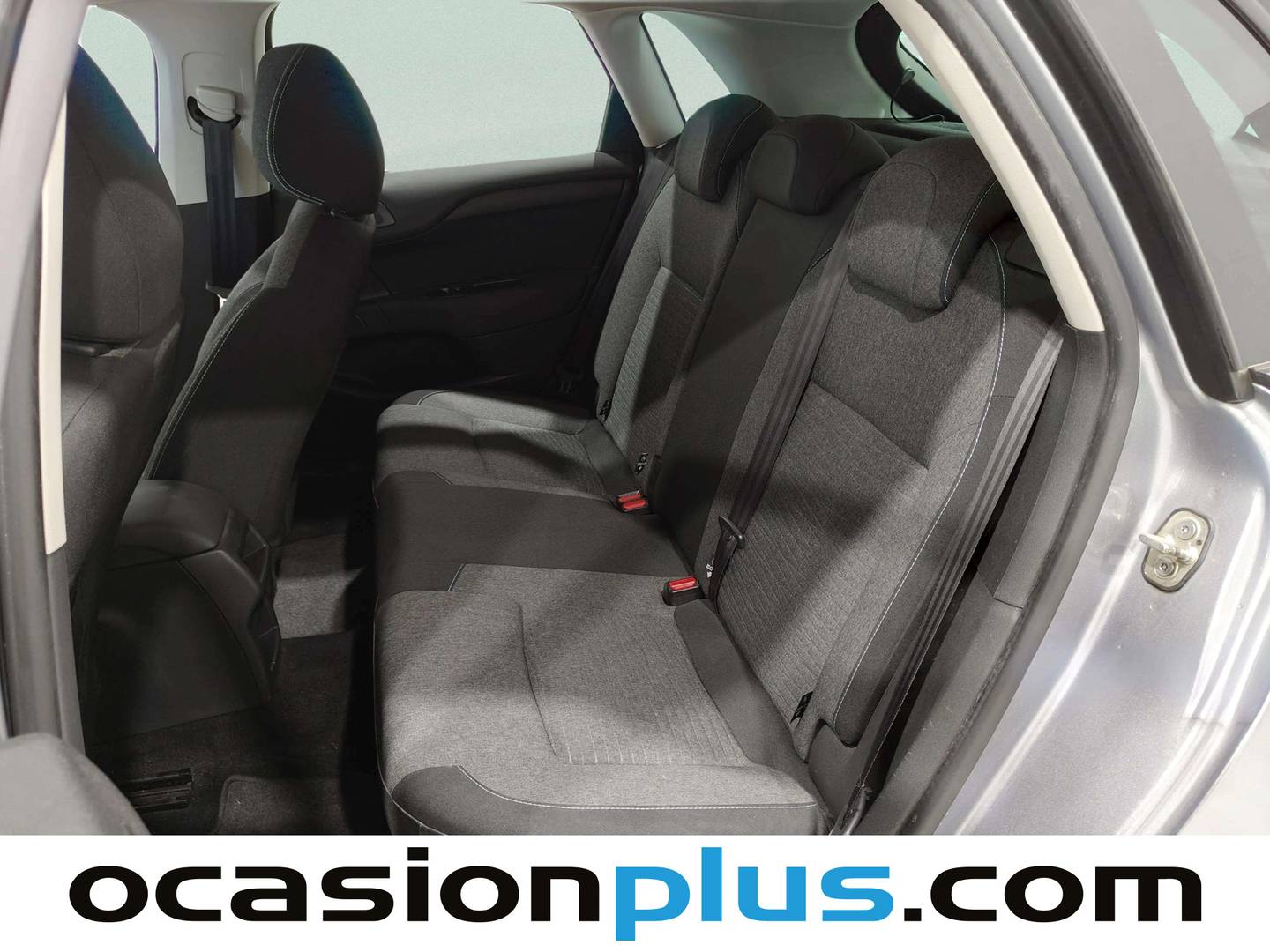 Foto asientos traseros Citroën C4 Citroën C4 BlueHDi 100 Feel Edition (99 CV)