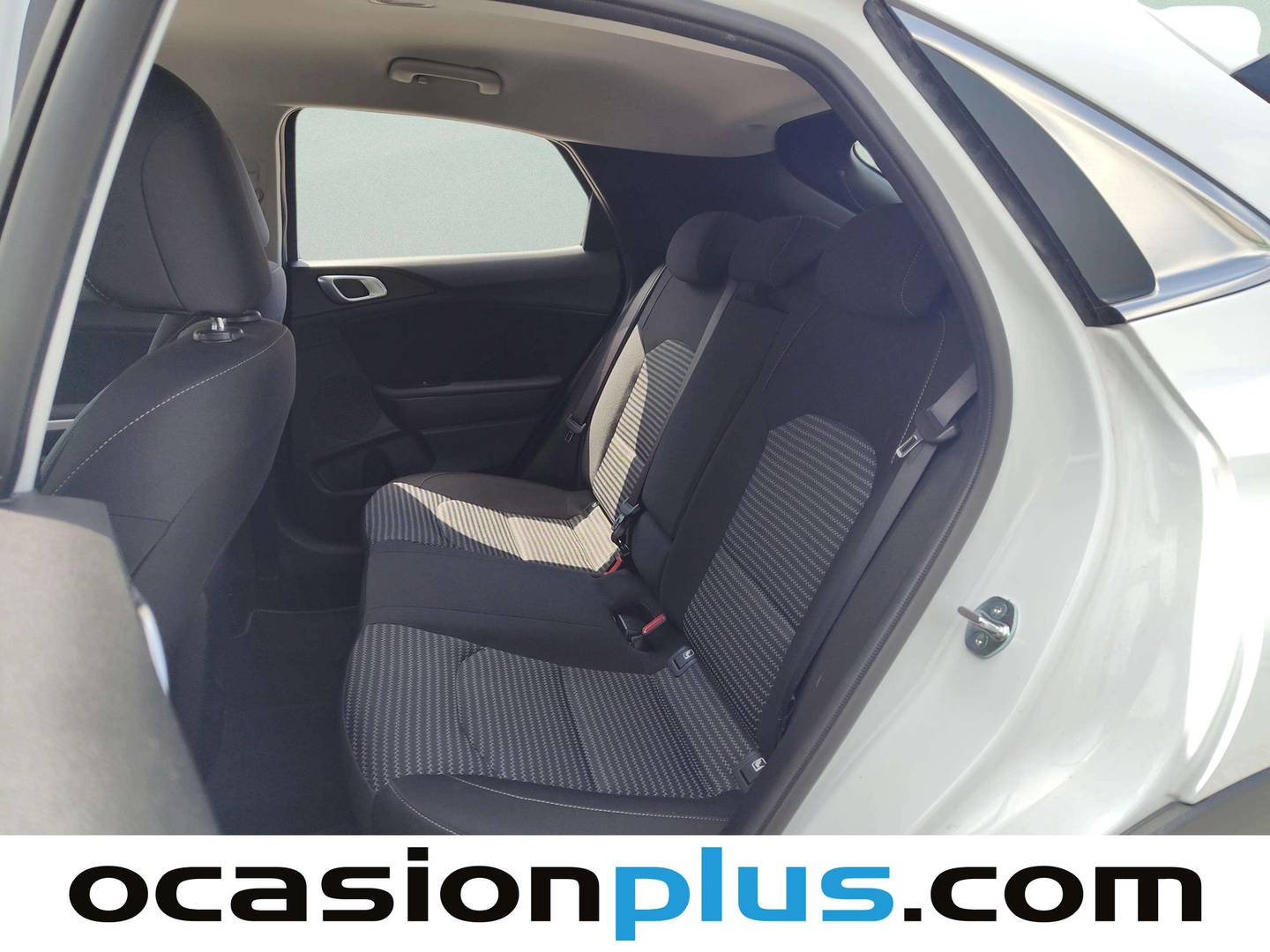 Foto asientos traseros KIA XCeed KIA XCeed 1.0 T-GDi Drive (100 CV)