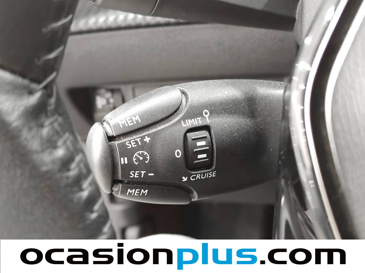 Foto Peugeot 2008 Peugeot 2008 PureTech 130 S&S Allure Pack (130 CV)