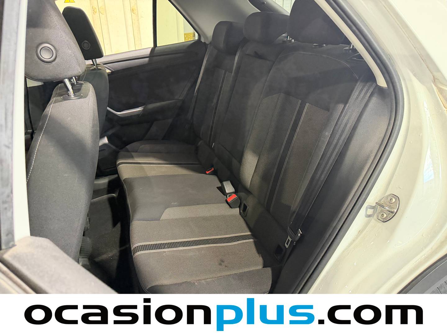 Foto Volkswagen T-Roc Volkswagen T-Roc Advance 2.0 TDI (150 CV)