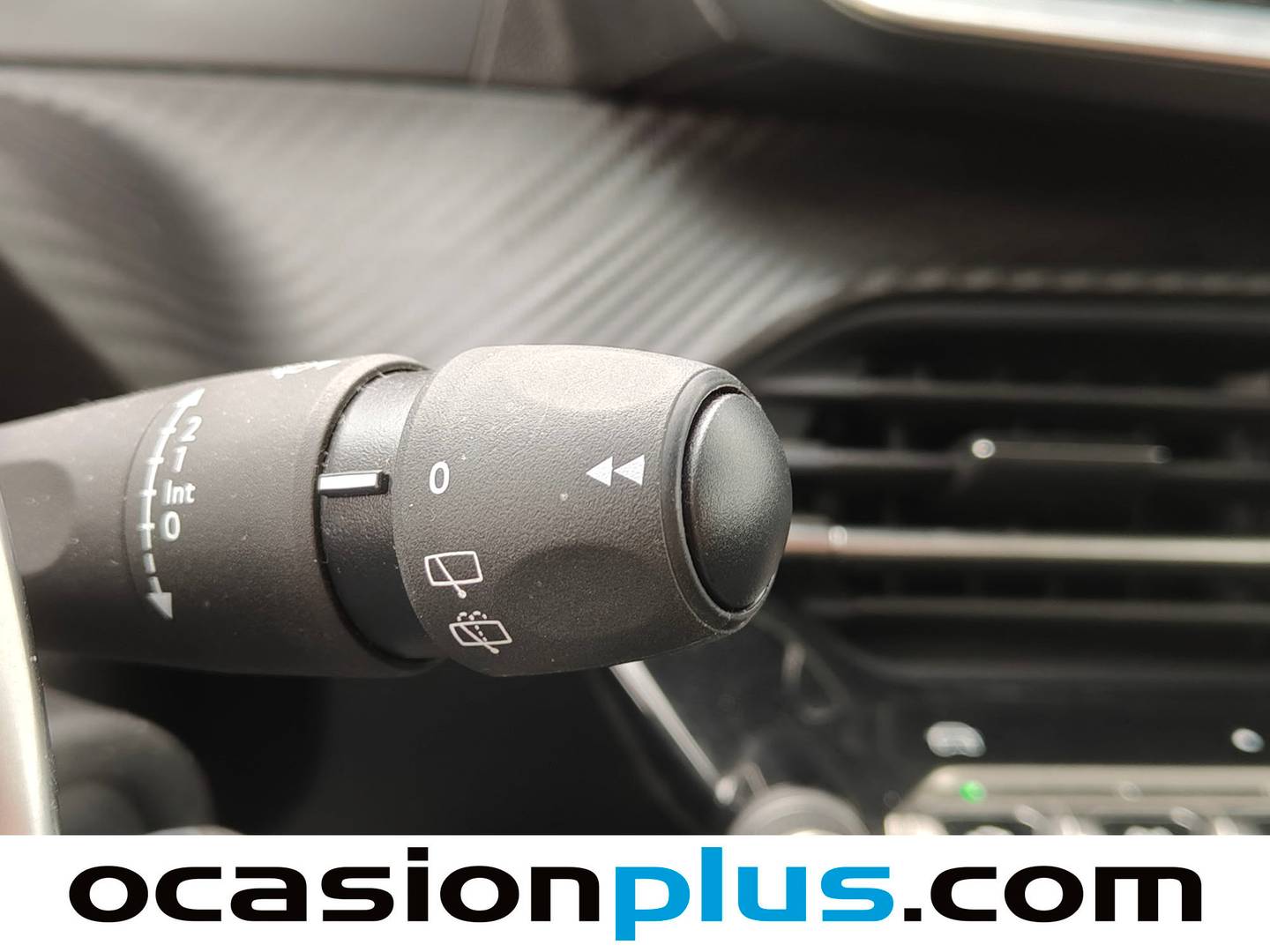 Peugeot 208 Peugeot 208 Style Hybrid 110 eDCS6 (110 CV) seminuevo