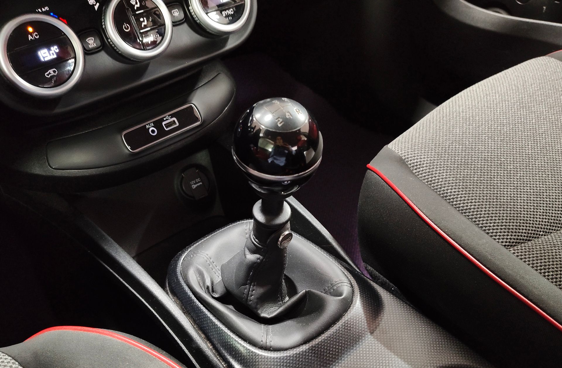Fiat 500X 1.6 E-Torq Pop Star 4x2 - foto 5