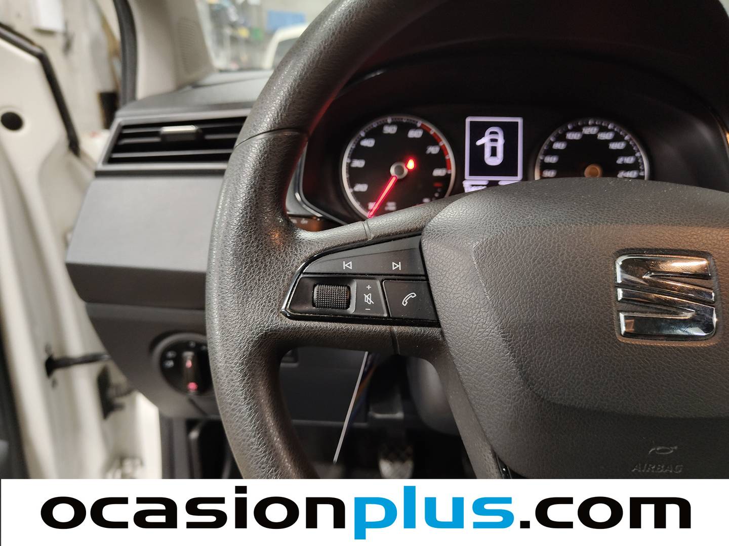 Seat Ibiza Seat Ibiza 1.0 MPI S&S Reference Plus (80 CV) de segunda mano