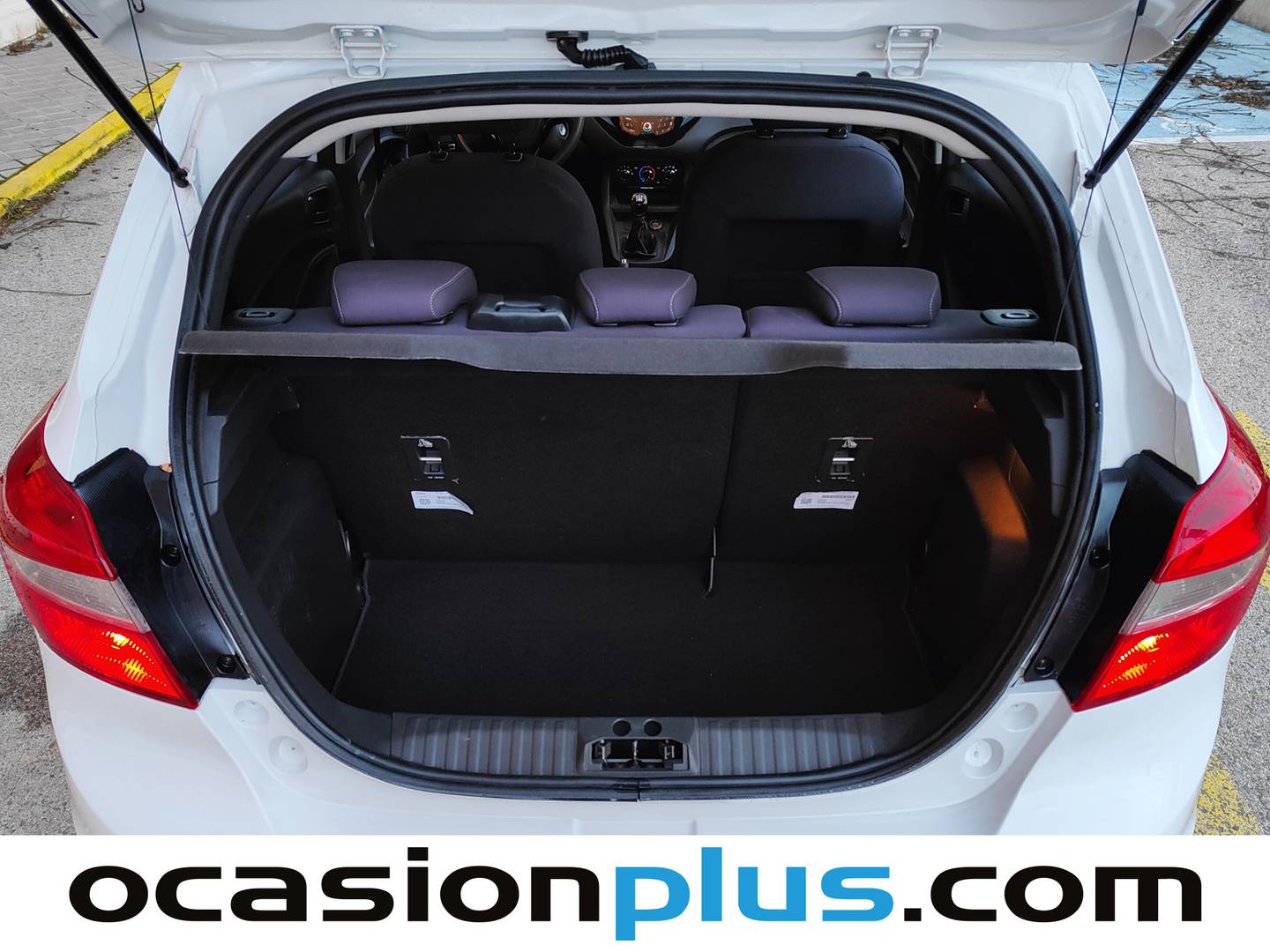 Foto Ford Ka+ Ford Ka+ 1.2 Ti-VCT Essential  (70 CV)