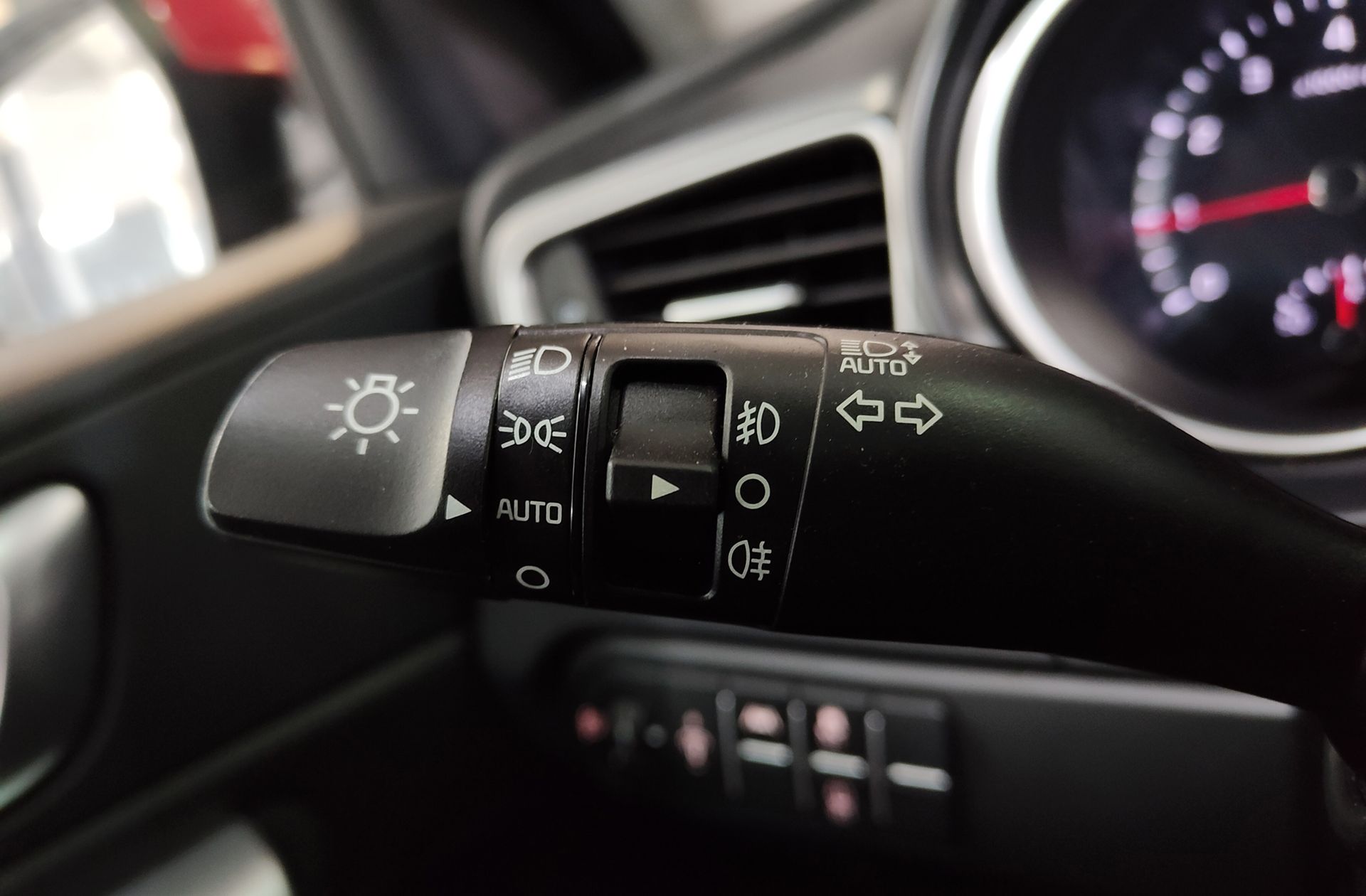 Kia XCeed 1.0 T-GDi Drive - foto 27