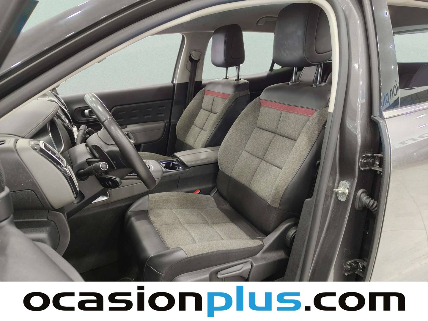 Foto Citroën C5 Aircross Citroen C5 Aircross BlueHdi 130 S&S C Series EAT8 (131 CV)