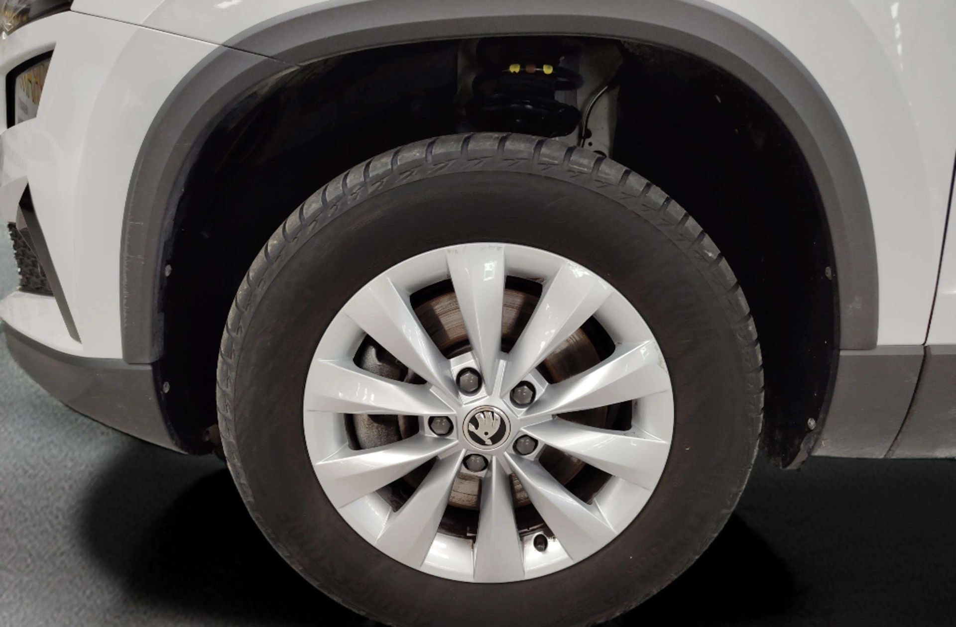 Škoda Karoq 2.0 TDI Selection - foto 33