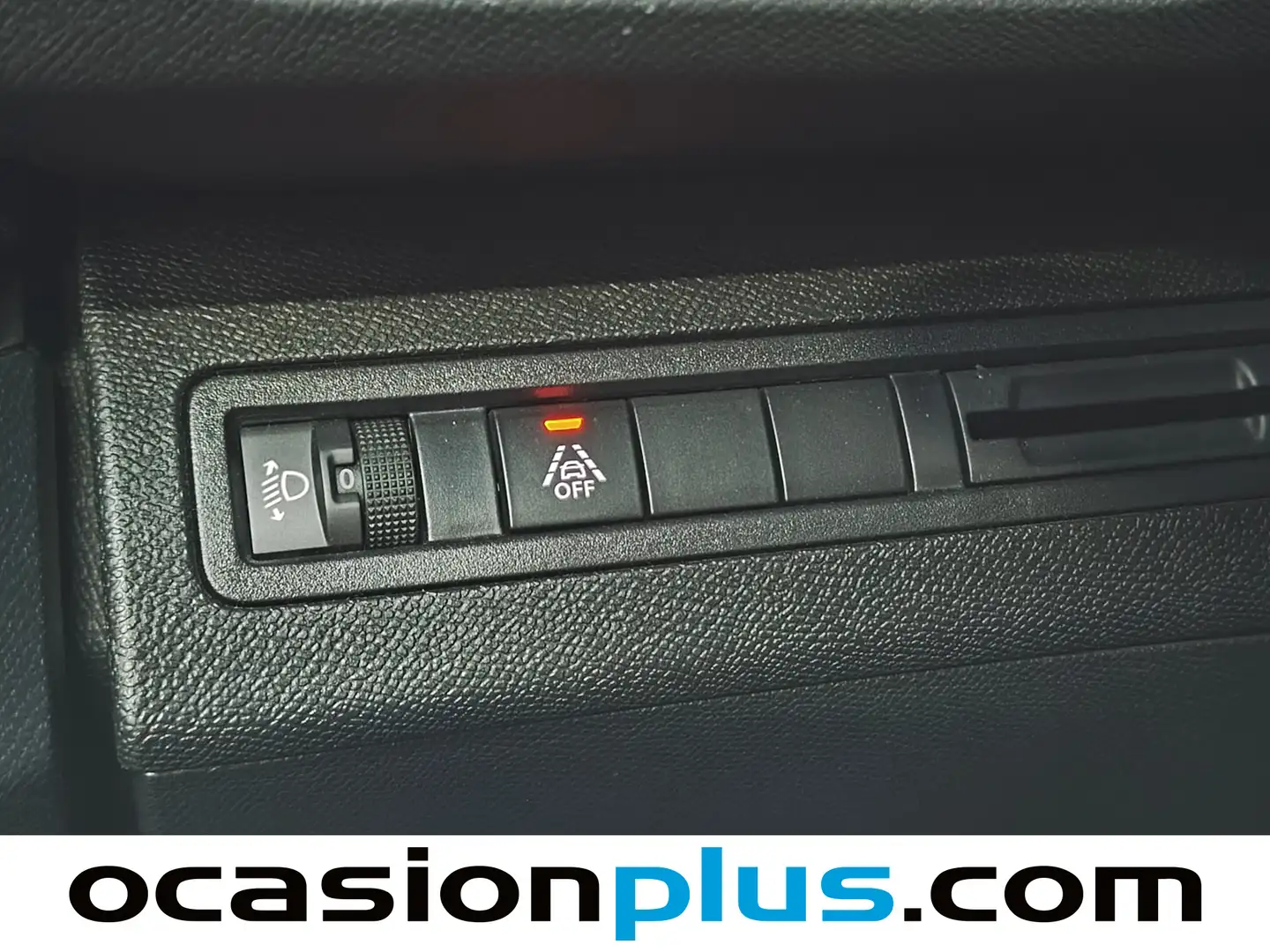 Foto Peugeot 3008 Peugeot 3008 PureTech 130 S&S Allure Pack EAT8 (130 CV)