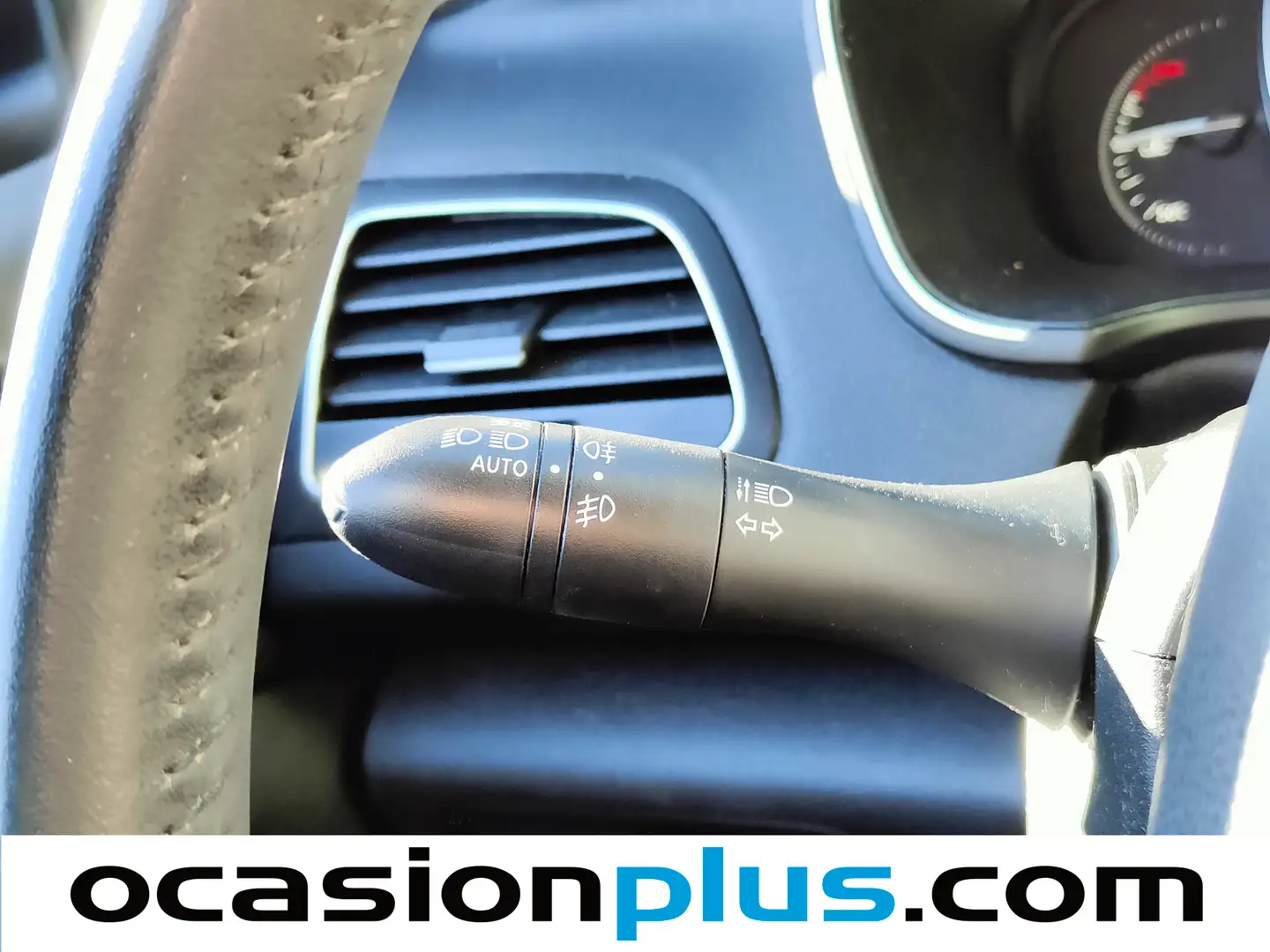 Foto Renault Mégane Renault Megane Zen Energy TCe (130 CV)