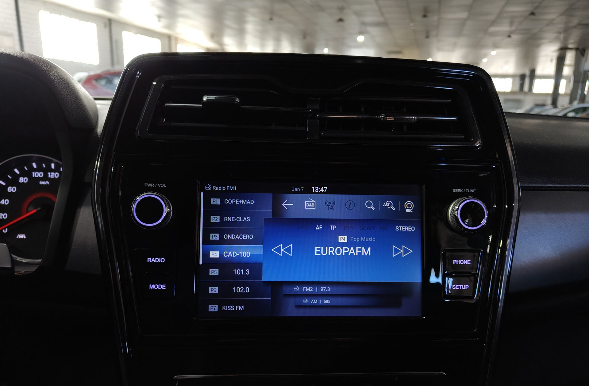 SsangYong Tivoli G12T Urban Plus - foto 26