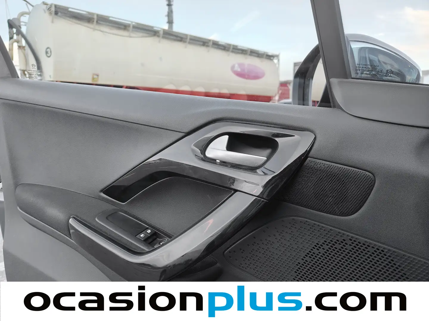 Foto Peugeot 208 Peugeot 208 1.6 BlueHDi Style (100 CV)