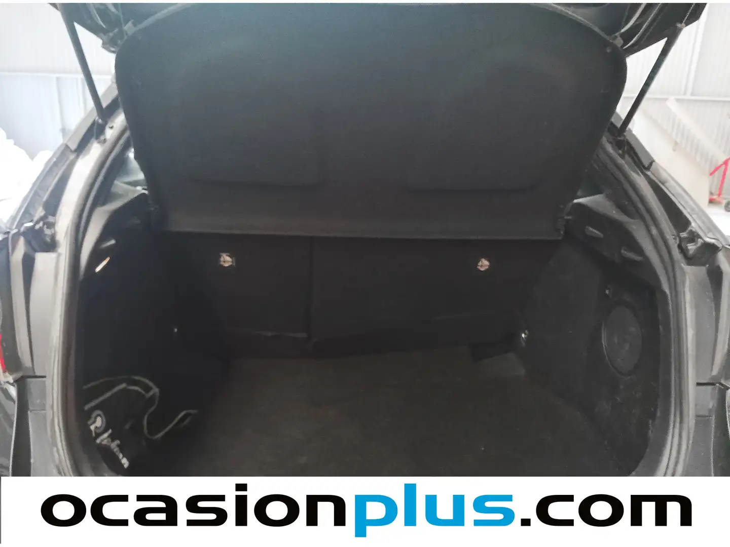 Foto Toyota C-HR Toyota C-HR 1.8 125H Dynamic Plus (122 CV)