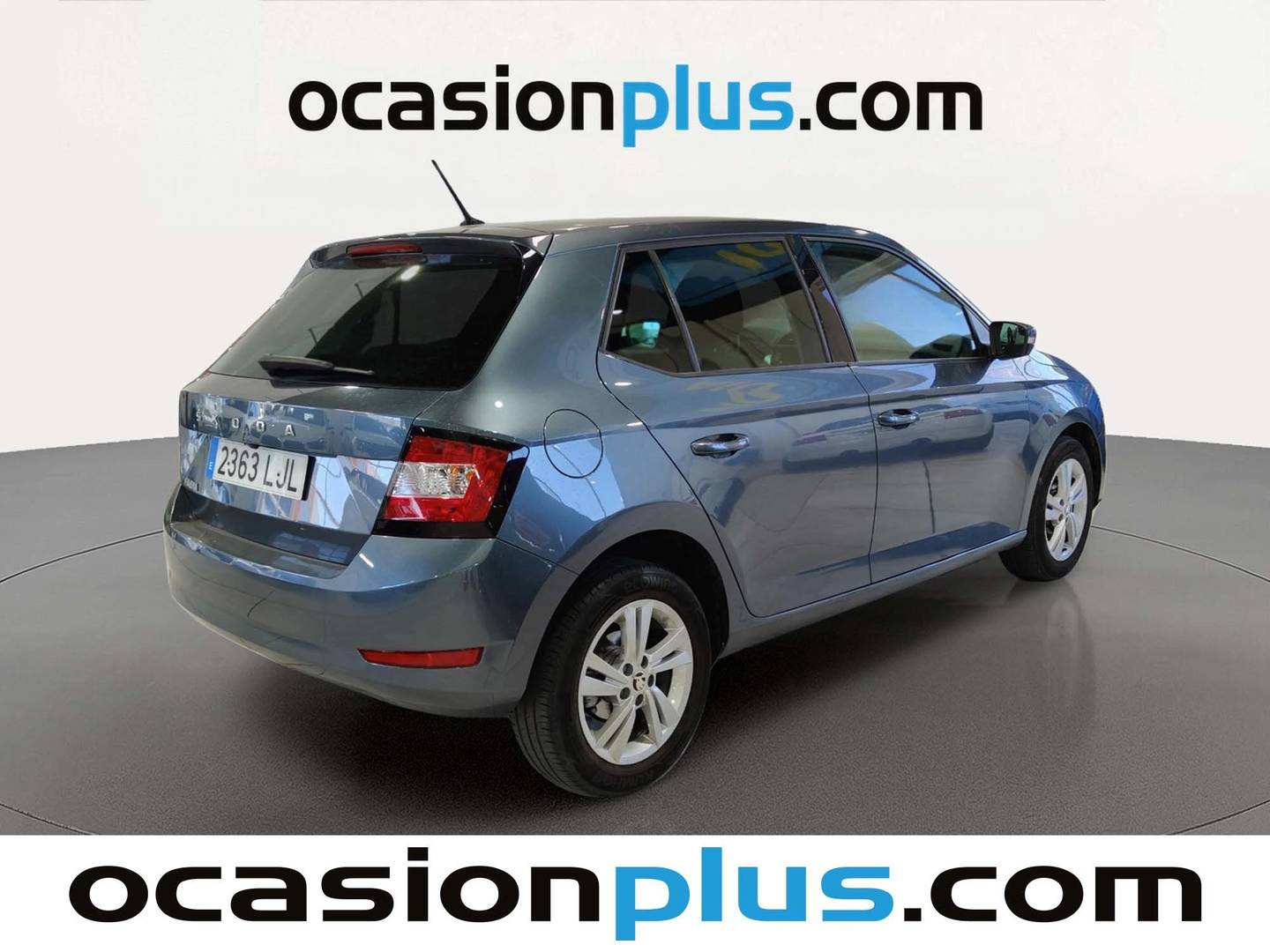 Foto trasera Skoda Fabia Skoda Fabia 1.0 TSI Ambition Plus (95 CV) izquierda