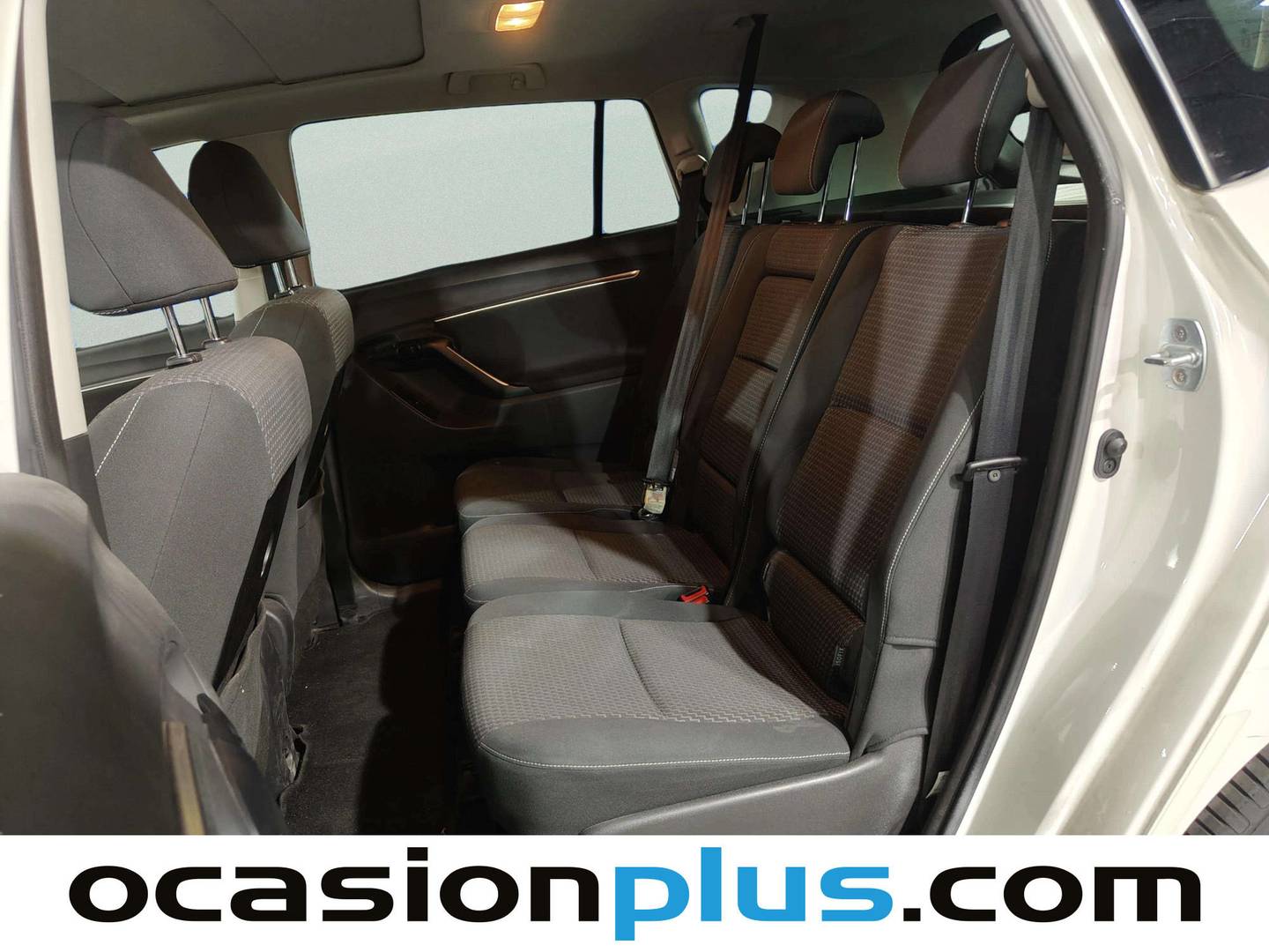 Foto asientos traseros Toyota Verso Toyota Verso 115D Advance (112 CV)