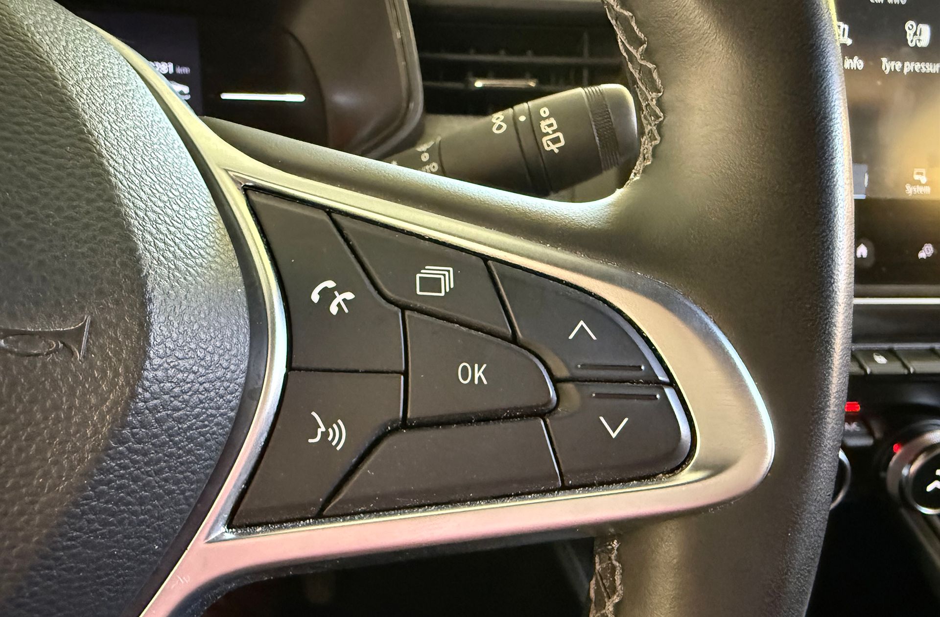 Renault Clio Techno E-Tech full Híbrido - foto 25