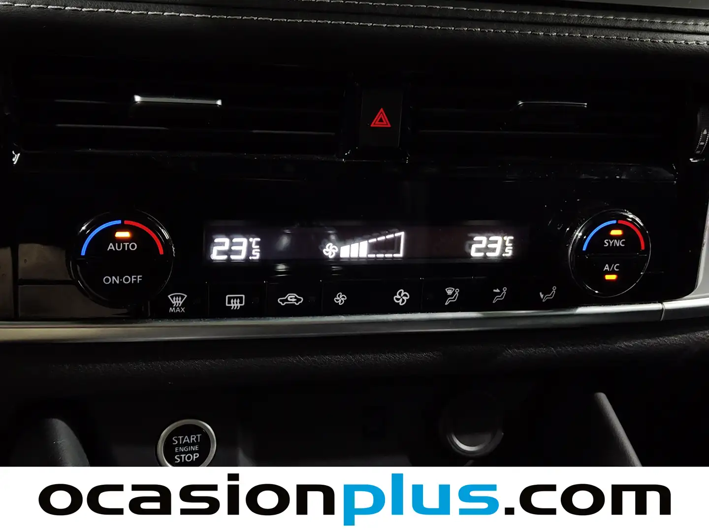 Foto Nissan QASHQAI Nissan Qashqai DIG-T 140 N-Connecta (140 CV)