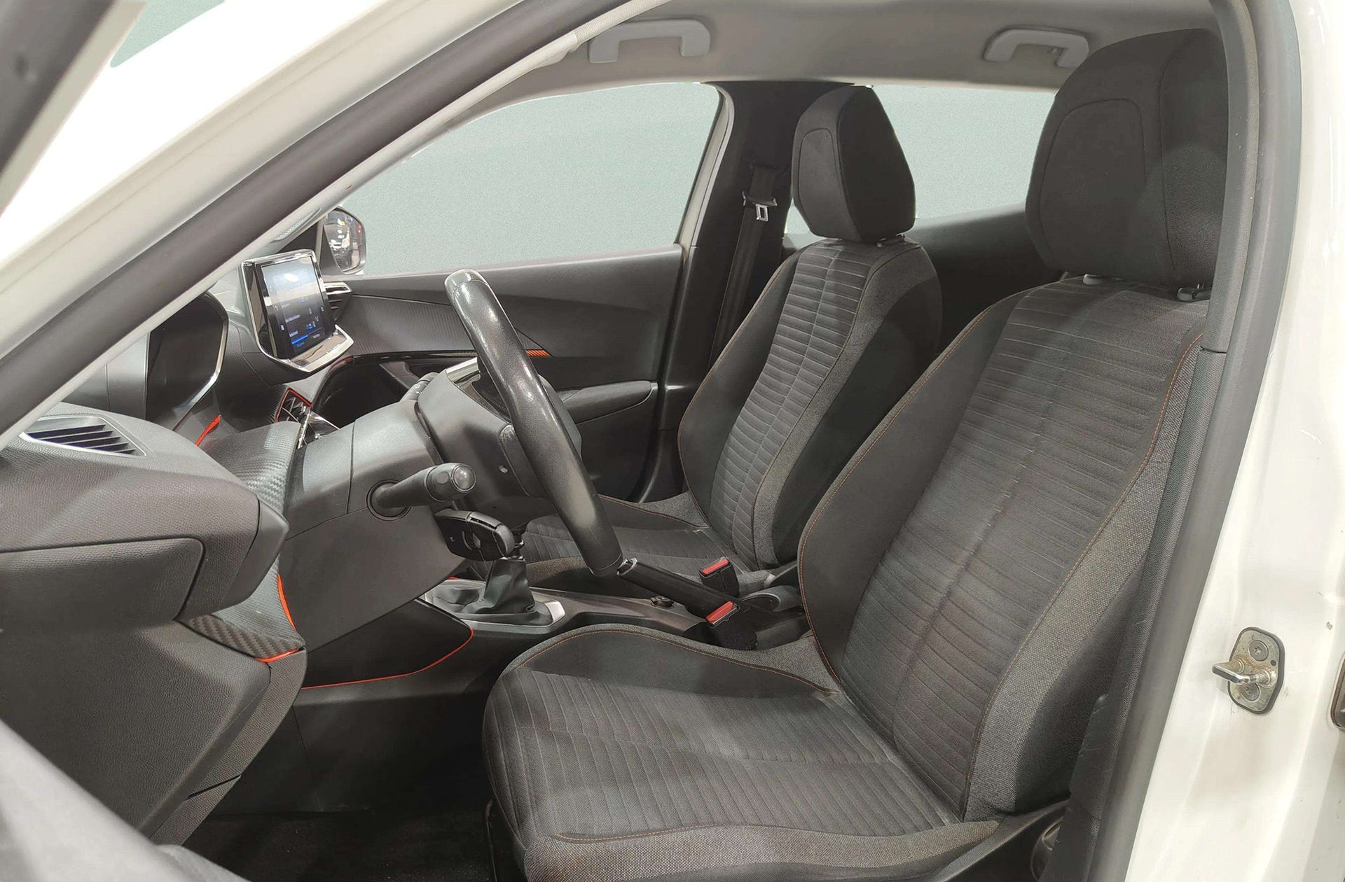Peugeot 2008 PureTech 100 Active - foto 11