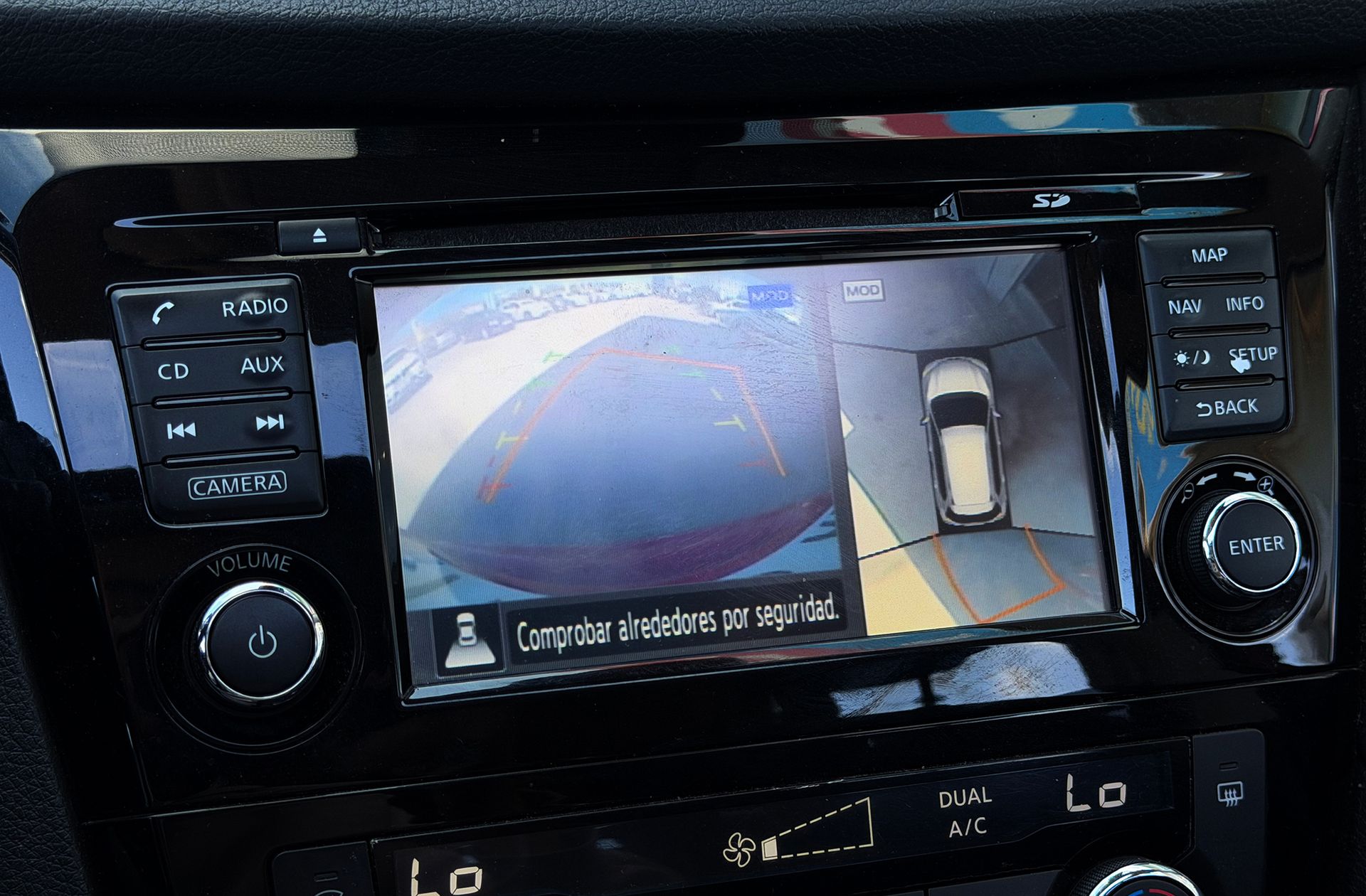 Nissan X-Trail dCi 130 N-Connecta Xtronic - foto 9