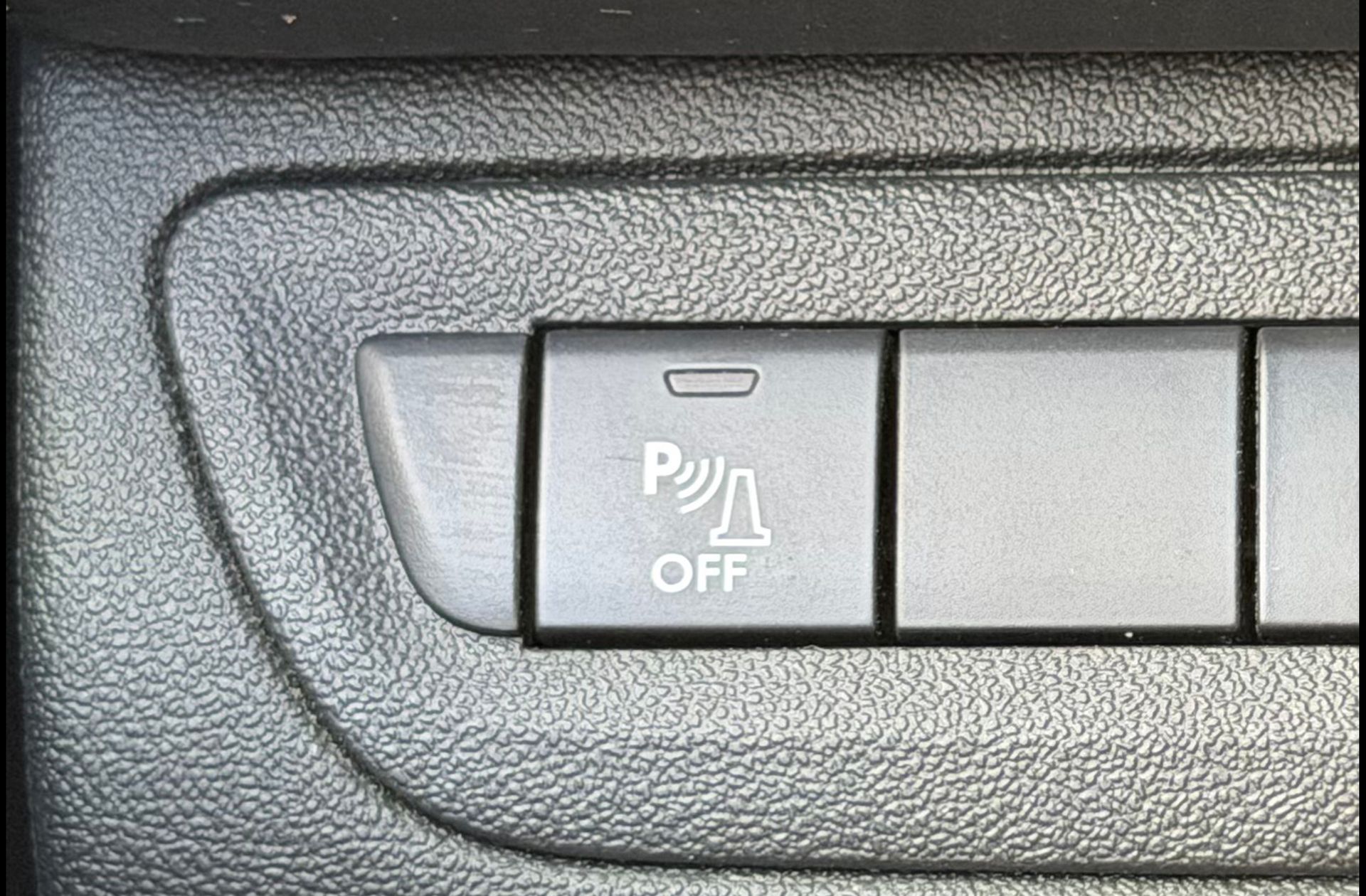 Peugeot 2008 PureTech 110 Allure - foto 9