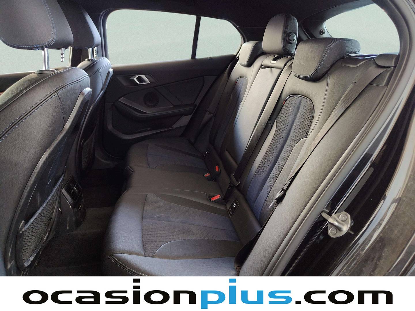 Foto asientos traseros BMW Serie 1 BMW Serie 1 120i (178 CV)  Pack M