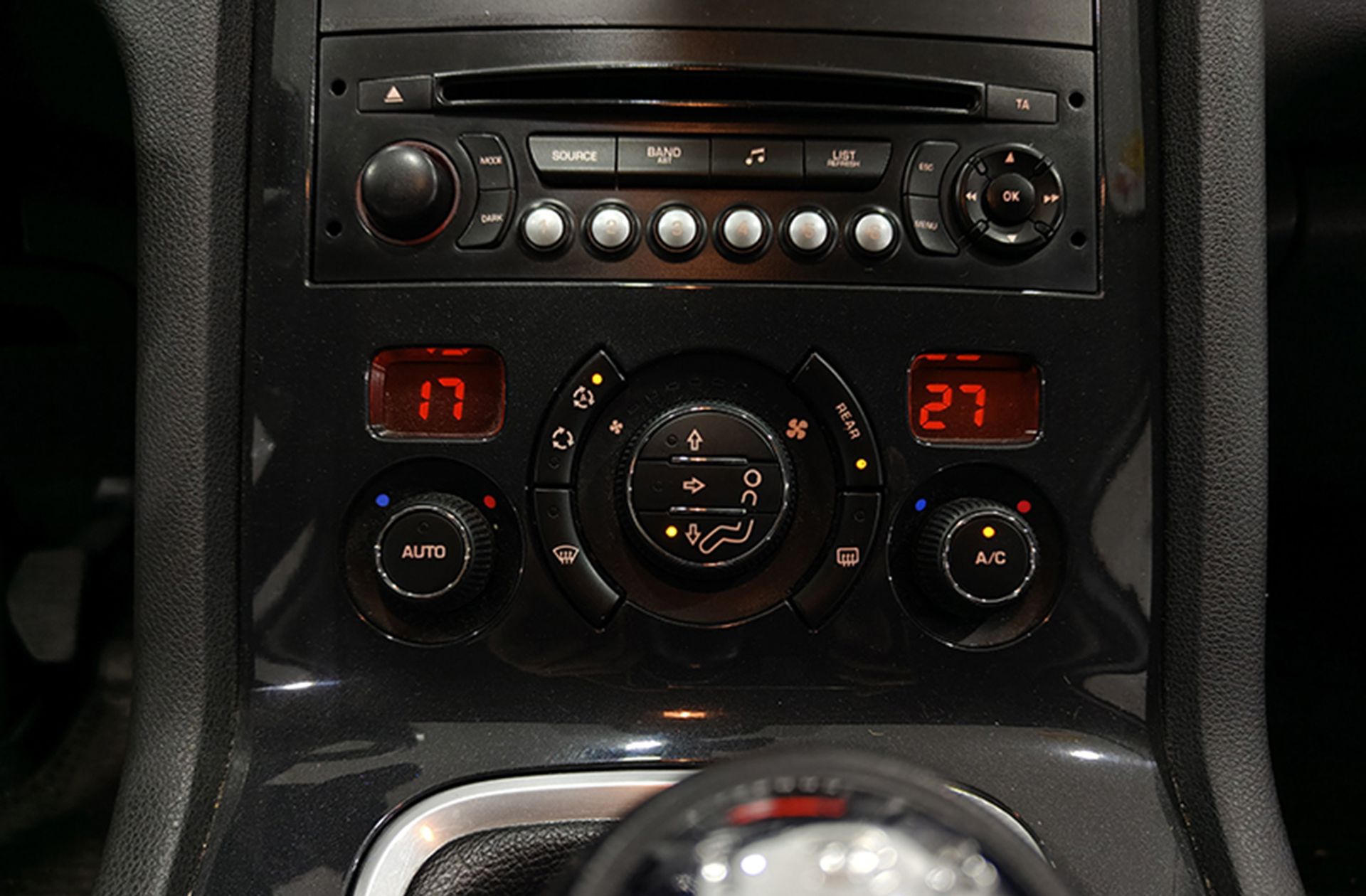 Peugeot 5008 Active VTi 7 plazas - foto 28