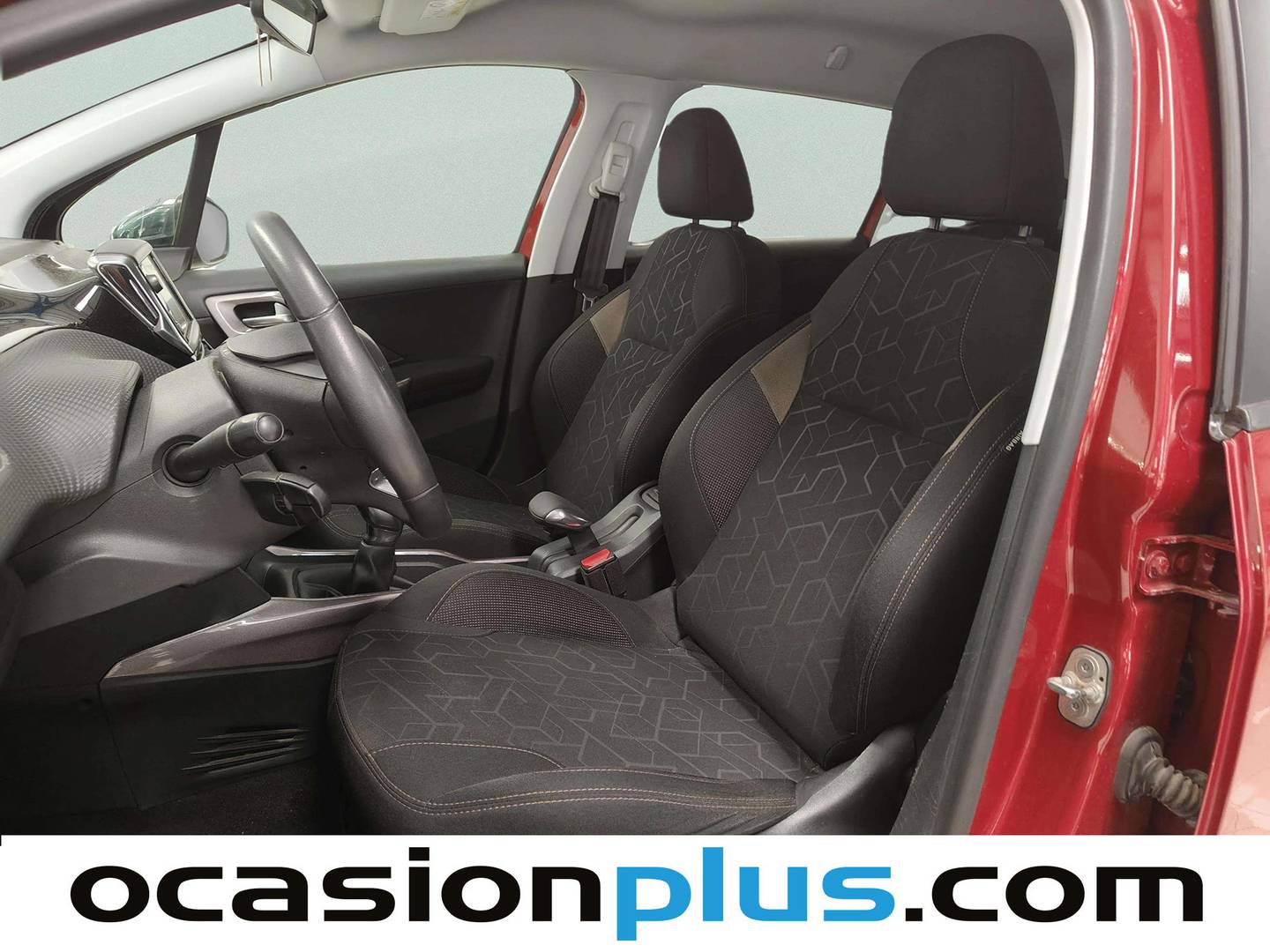 Foto asientos delanteros Peugeot 2008 Peugeot 2008 BlueHDi 100 Style (100 CV)