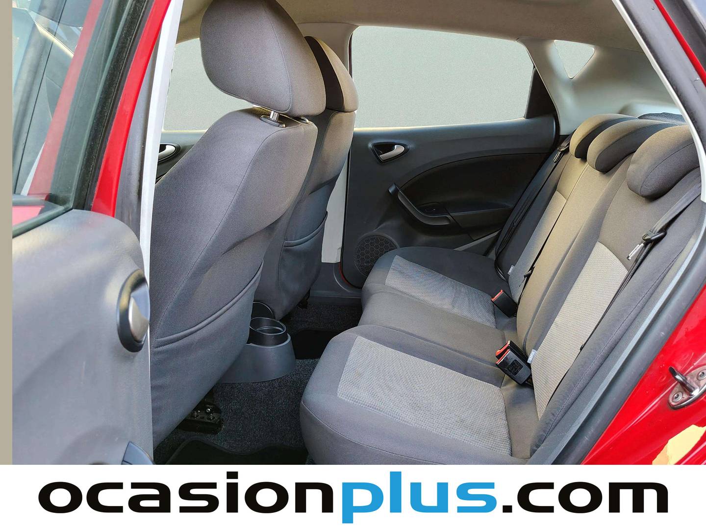 Foto asientos traseros Seat Ibiza Seat Ibiza 1.6 TDI DPF Style (90 CV)
