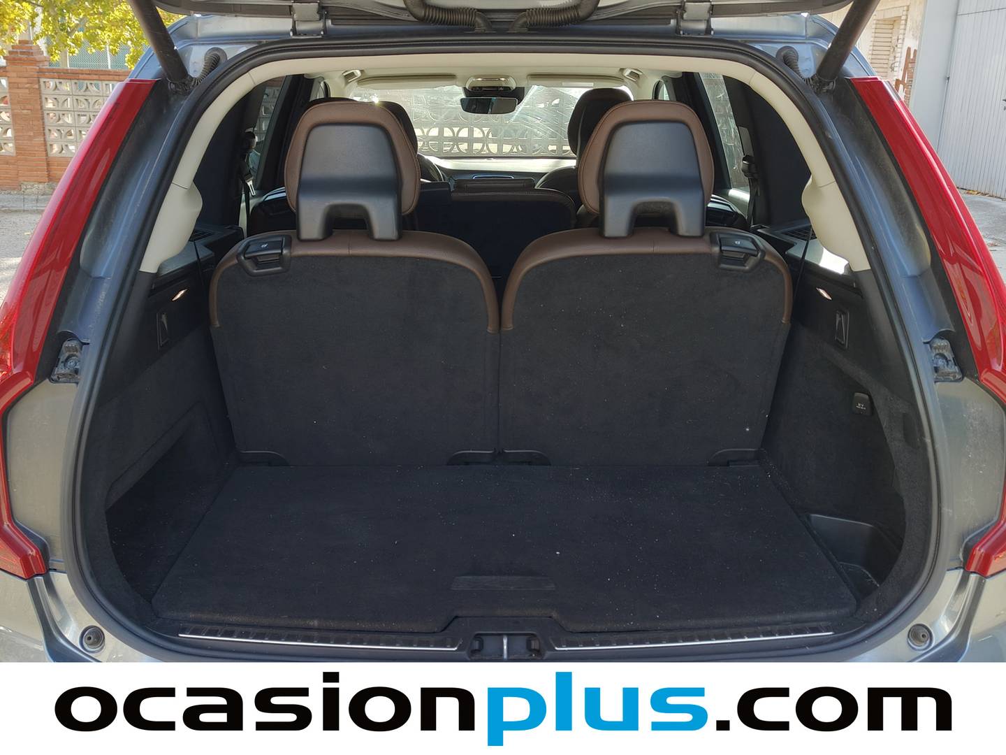 Foto Volvo XC90 Volvo XC90 B5 D Business Plus AWD Auto (235 CV)