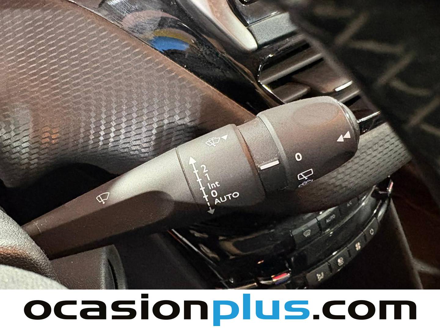 Foto Peugeot 2008 Peugeot 2008 PureTech 110 Allure (110 CV)