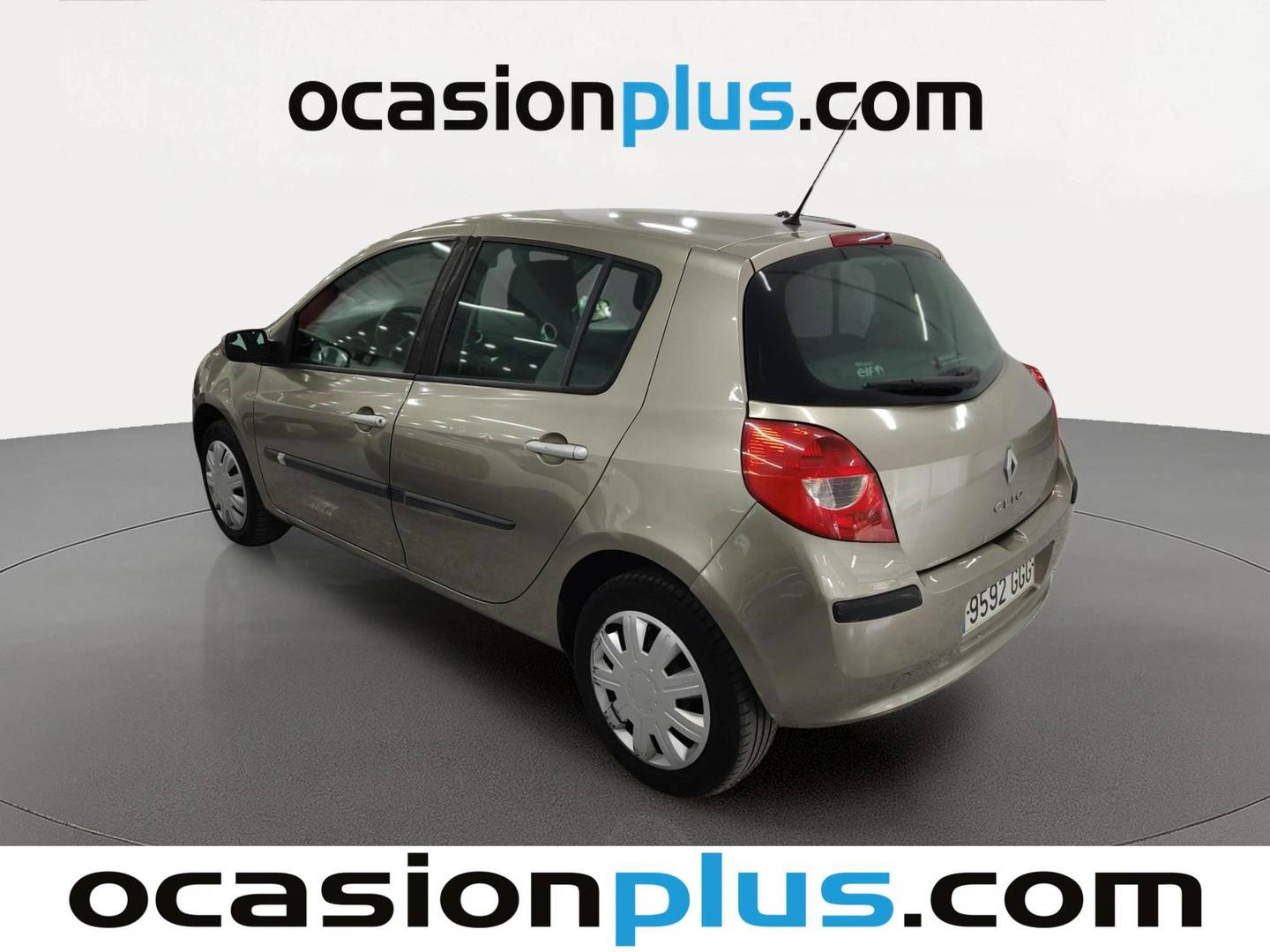Foto trasera Renault Clio Renault Clio 1.5 dCi Emotion (85 CV) izquierda