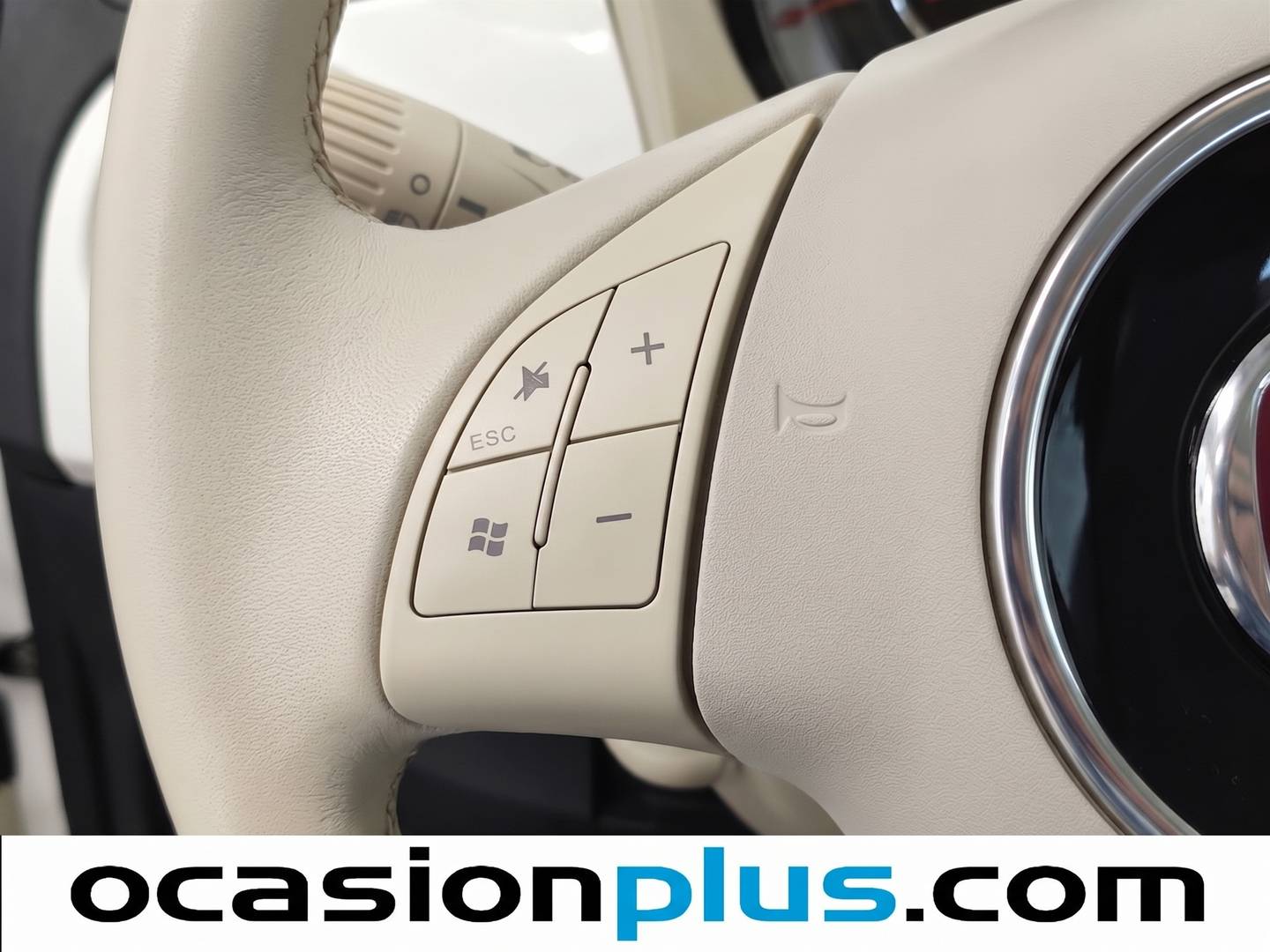 Equipamiento del Fiat 500 Fiat 500 1.2 8v Lounge (69 CV)