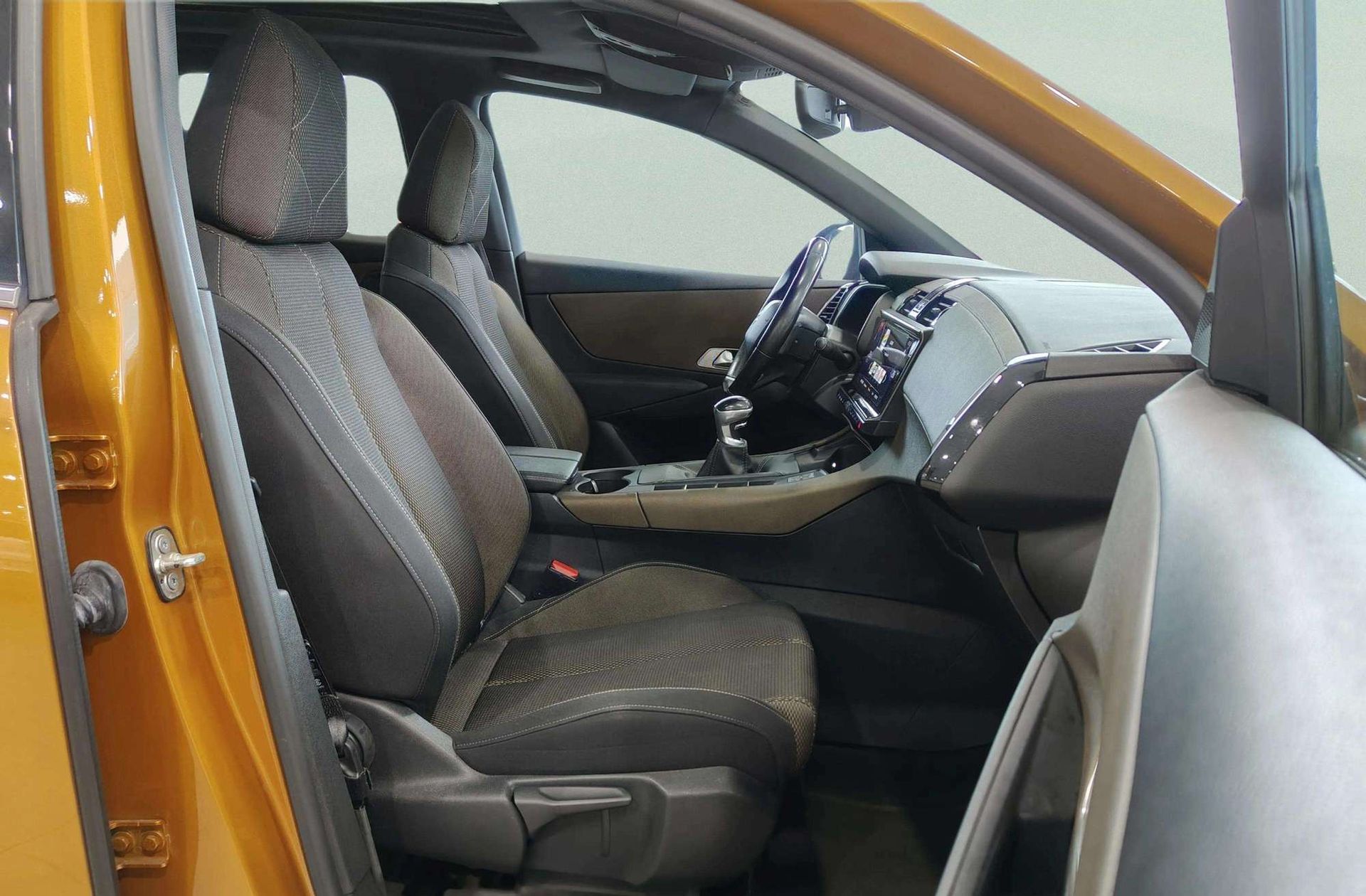 DS 7 Crossback PureTech 130 So Chic - foto 23
